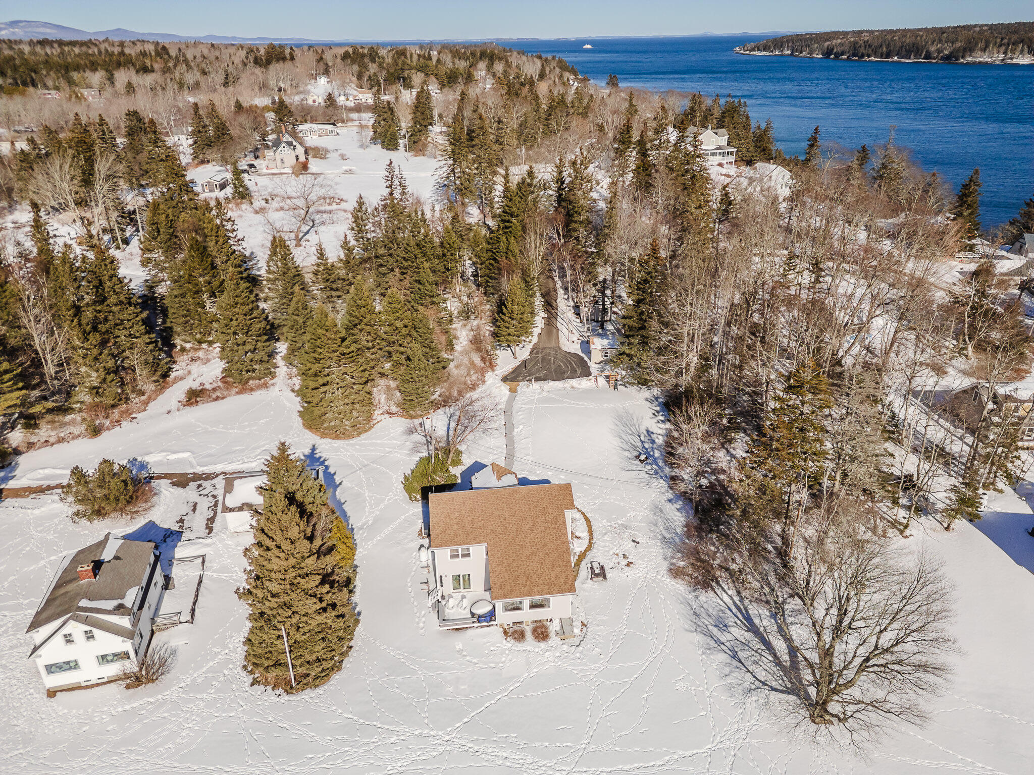 1 Mussel Ridge Lane, Owls Head, ME, 04854