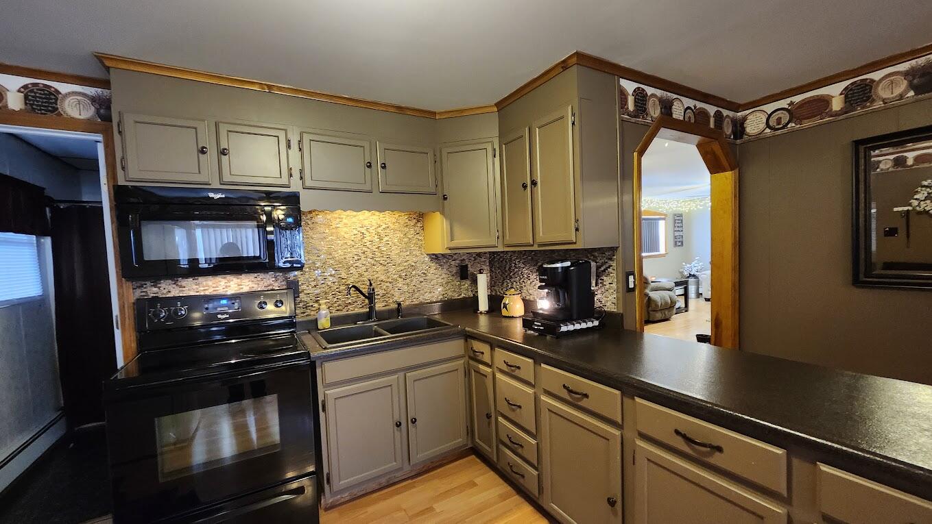 87 Main Street, Mars Hill, ME, 04758