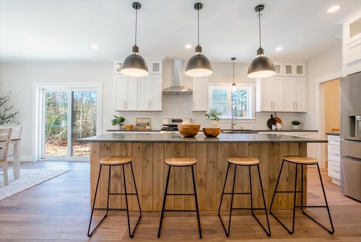 321 Pownal Road, Freeport, ME, 04032