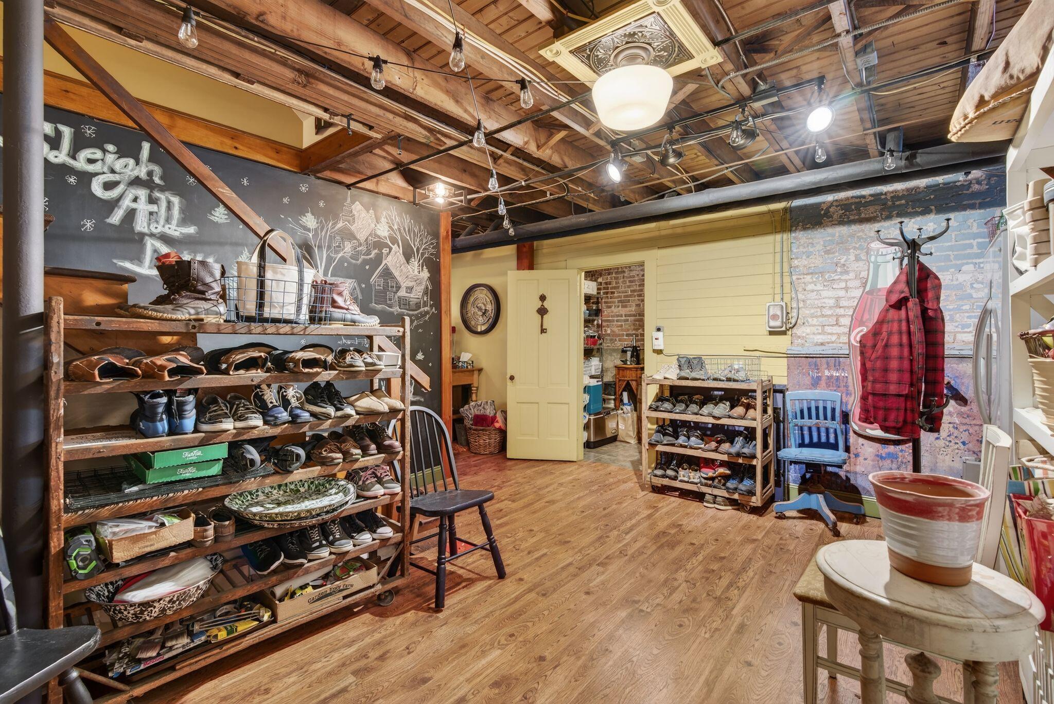 121 Sixth Street, Auburn, ME, 04210