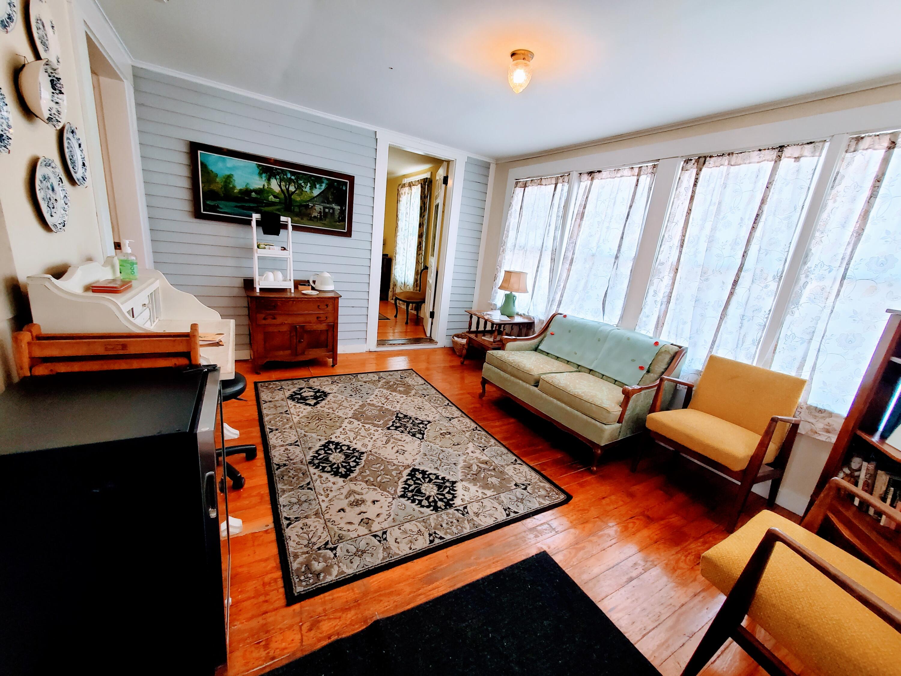 98 Main Street, Madison, ME, 04950