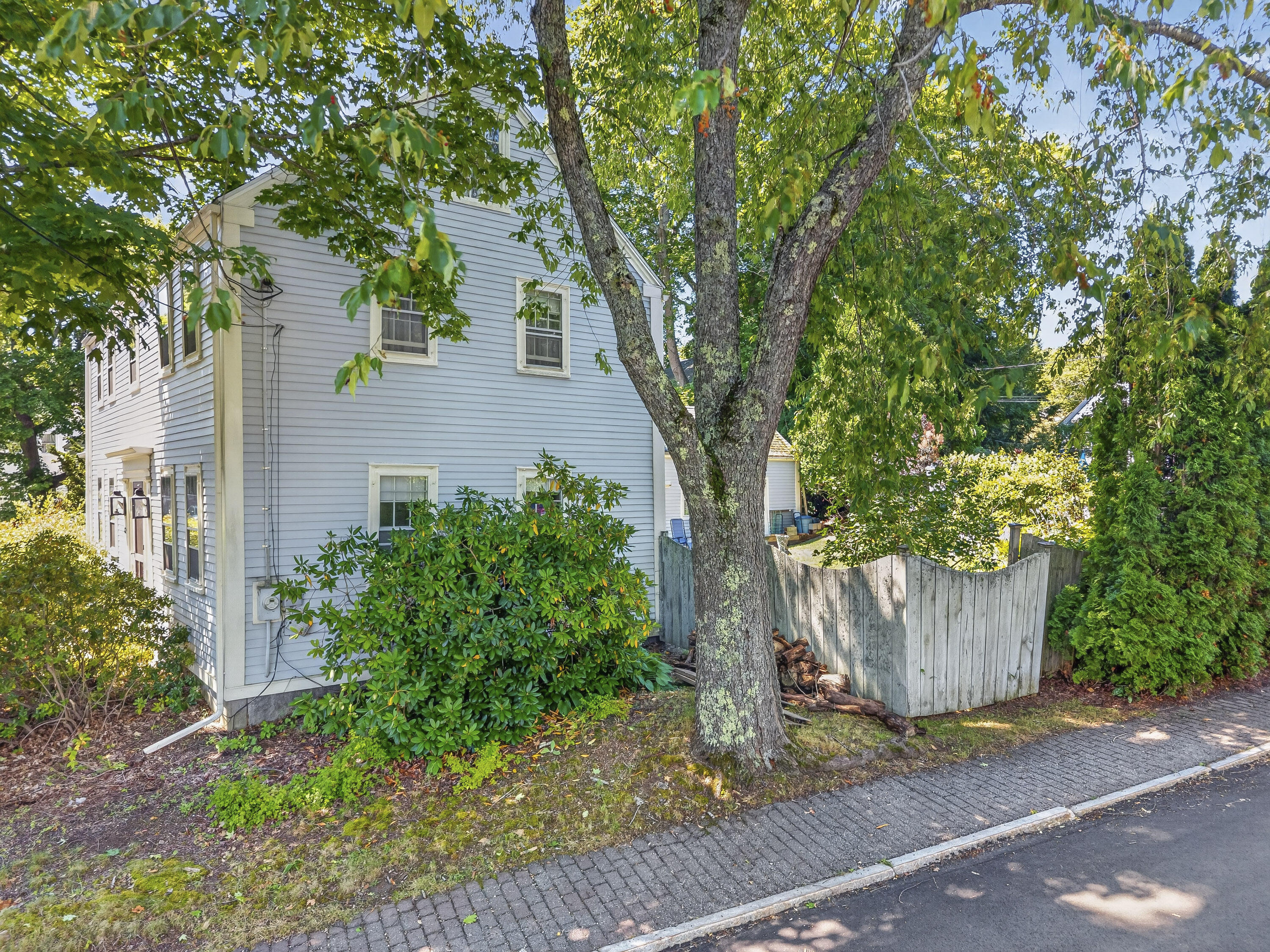 62 Pleasant Street, Wiscasset, ME 04578 62 Pleasant St_176