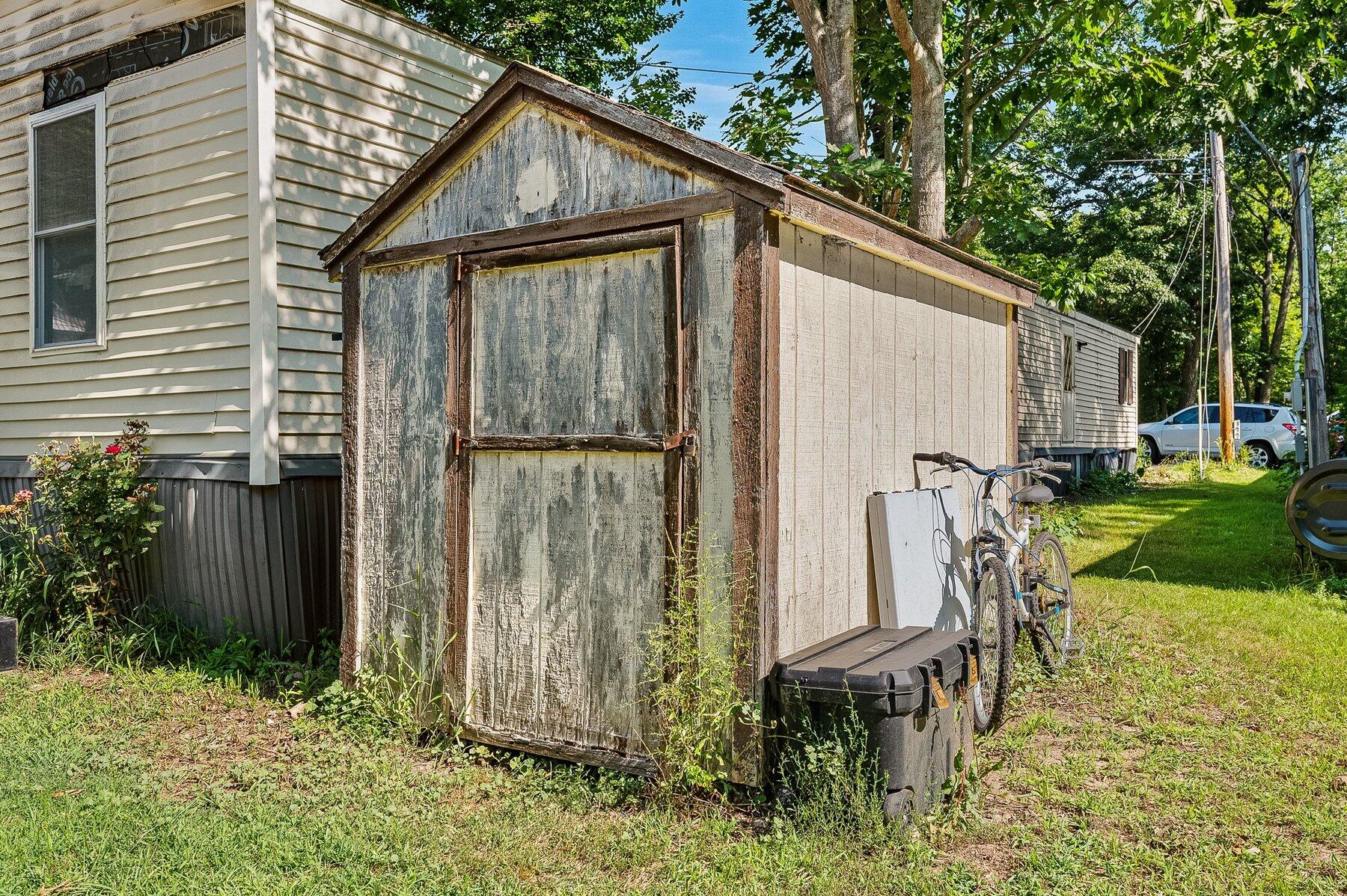 12 Allen Avenue, Arundel, ME 04046 Shed
