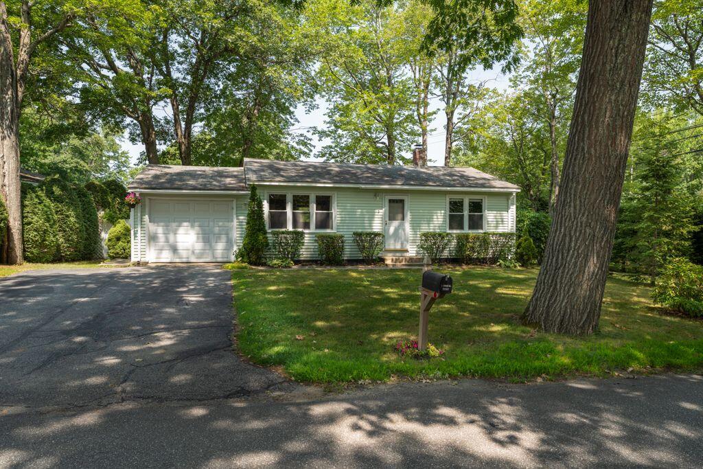 2 Forest Drive, Topsham, ME 04086 2 Forest straight front