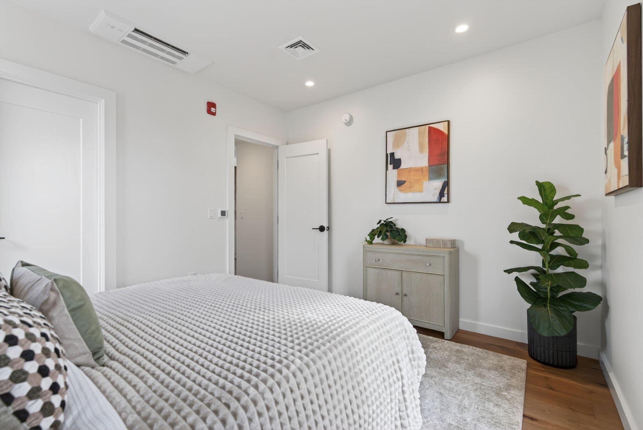 58 Cumberland Avenue UNIT 3, Portland, ME, 04101