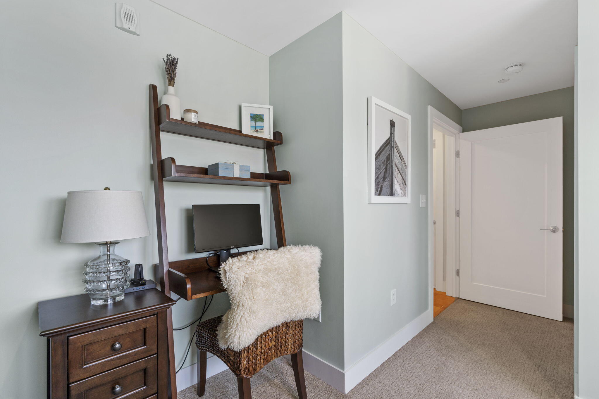 25 High Street 401