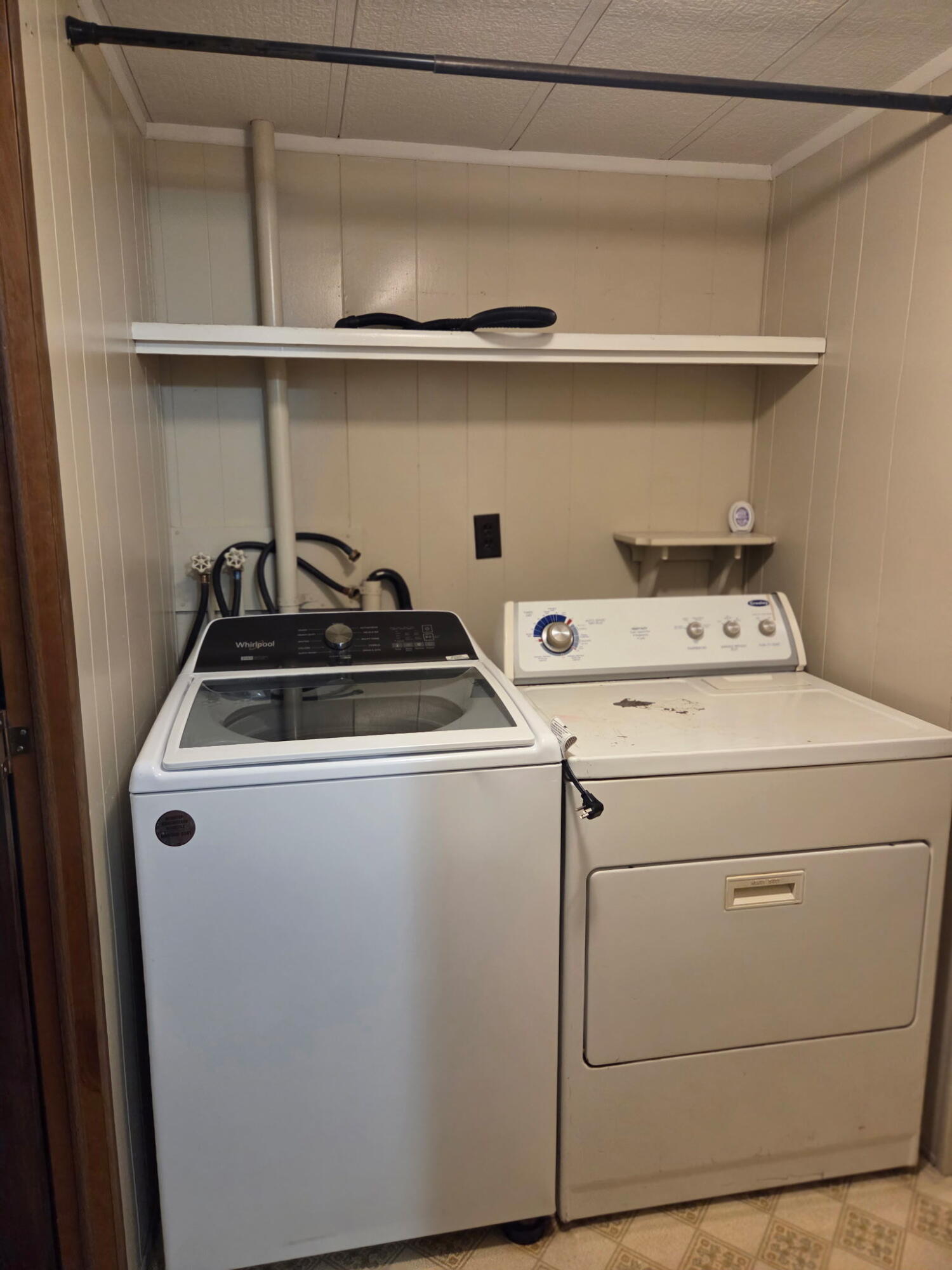 216 Cedar Street, Millinocket, ME 04462 1000016801