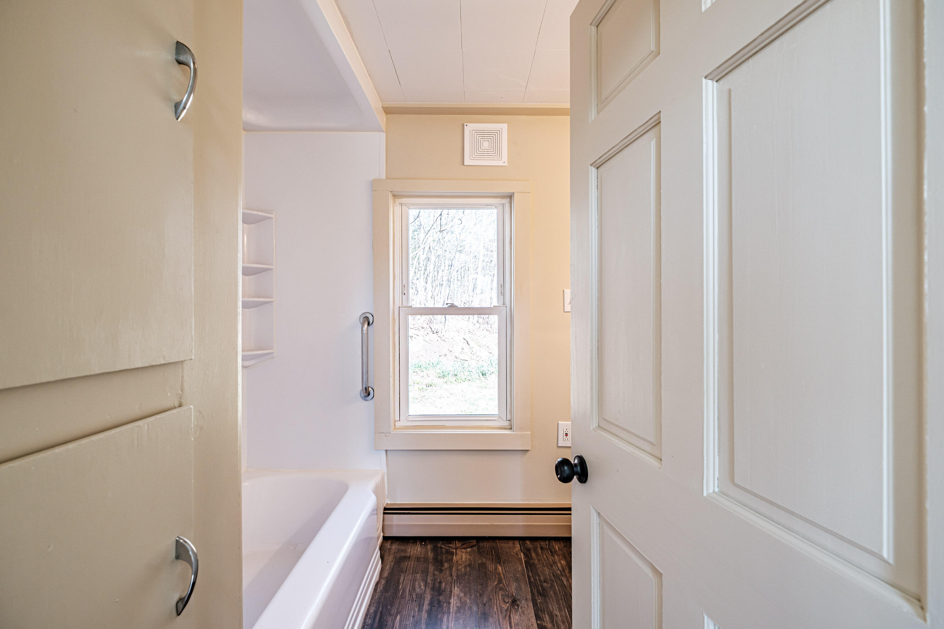 605 Hebron Road, Paris, ME, 04281