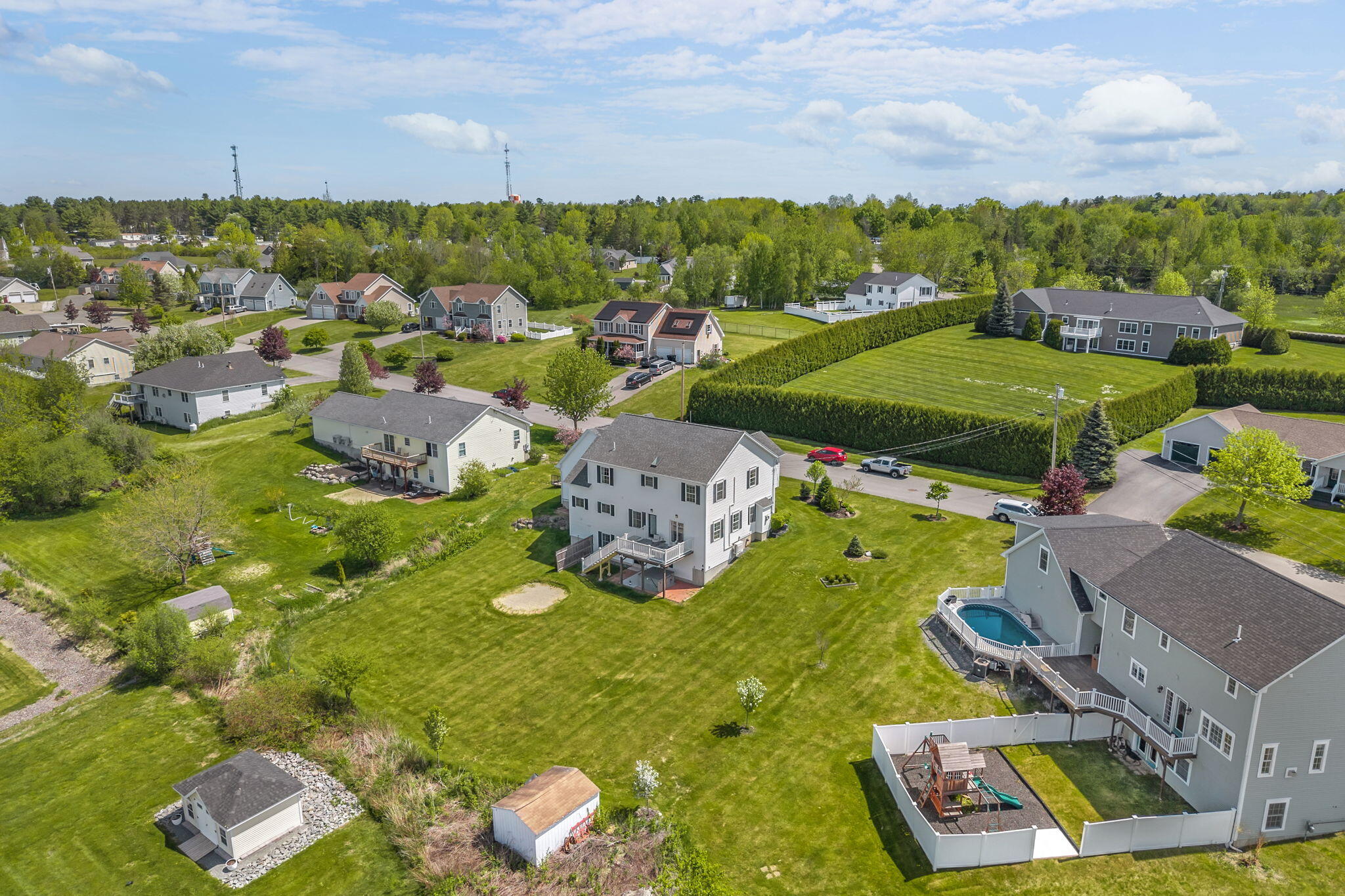90-web-or-mls-40-hillview-dr