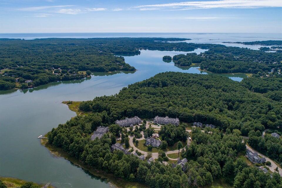 100 Shepards Cove Road H205