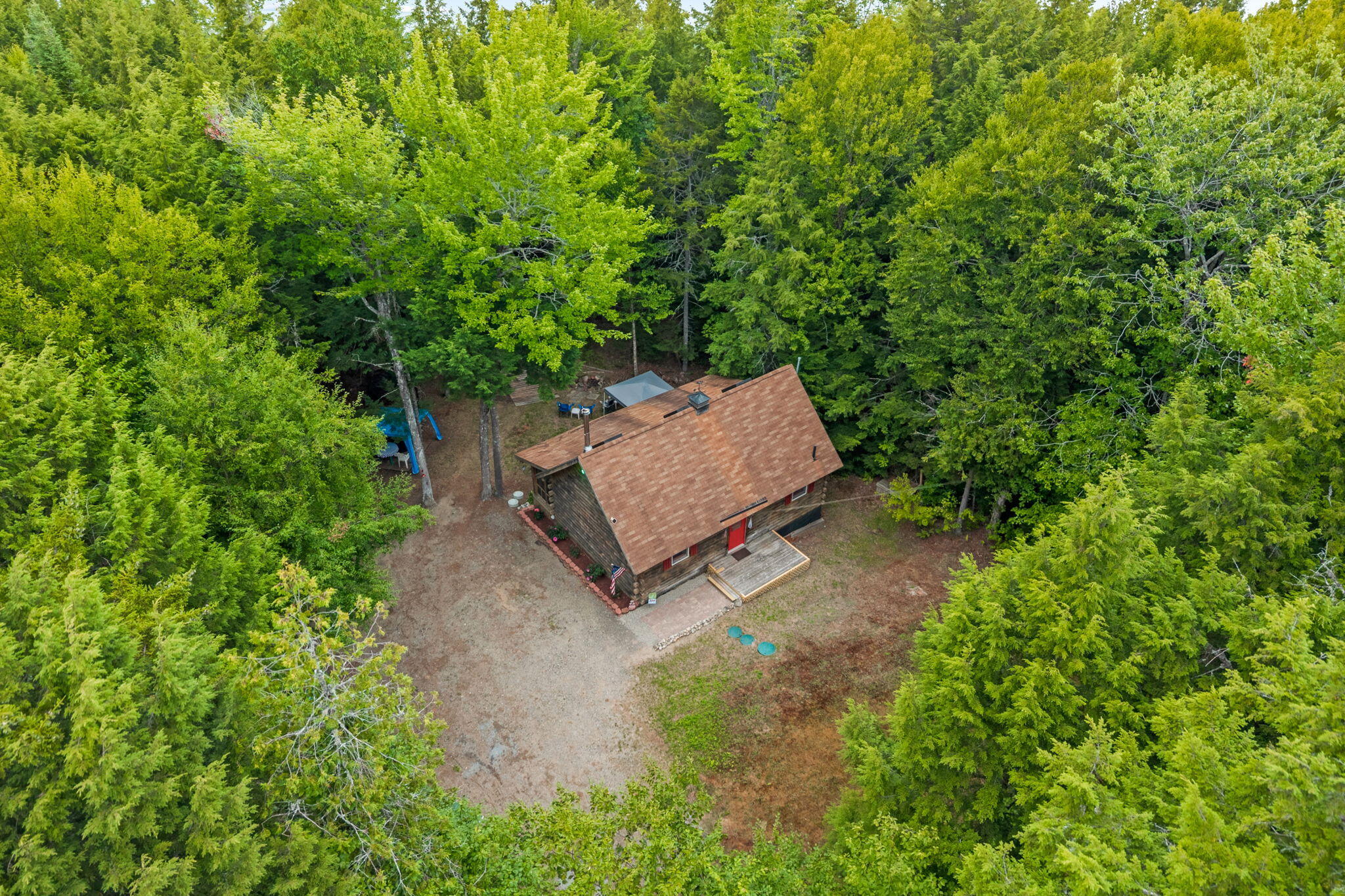 55-web-or-mls-687-e-madasgascal-pond-rd
