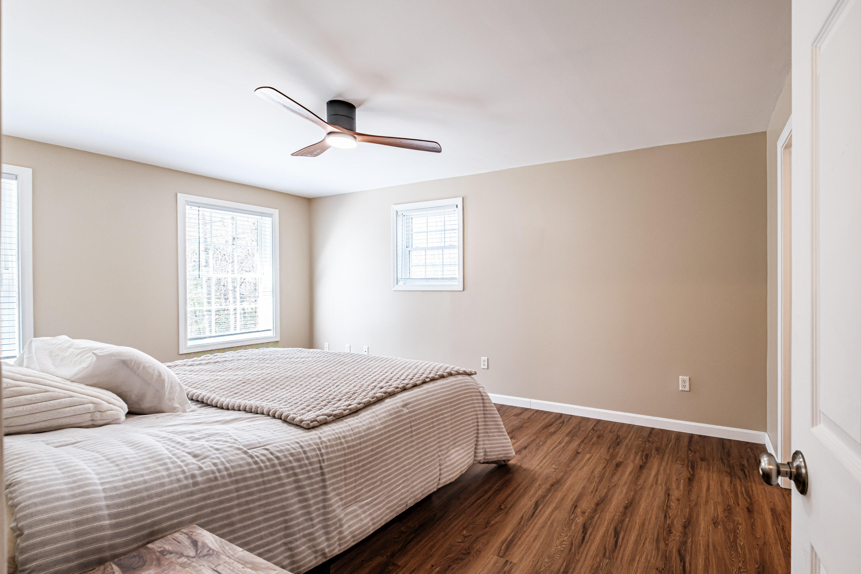 121 Shore Road, Sebago, ME, 04029