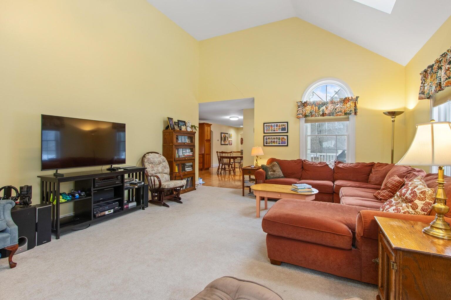 51 Old Field Road, Yarmouth, ME, 04096