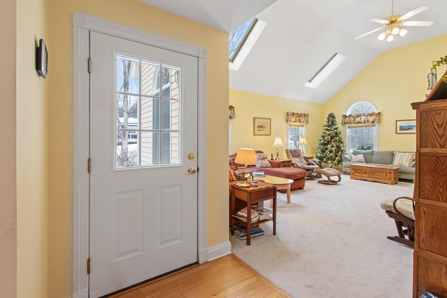 51 Old Field Road, Yarmouth, ME, 04096