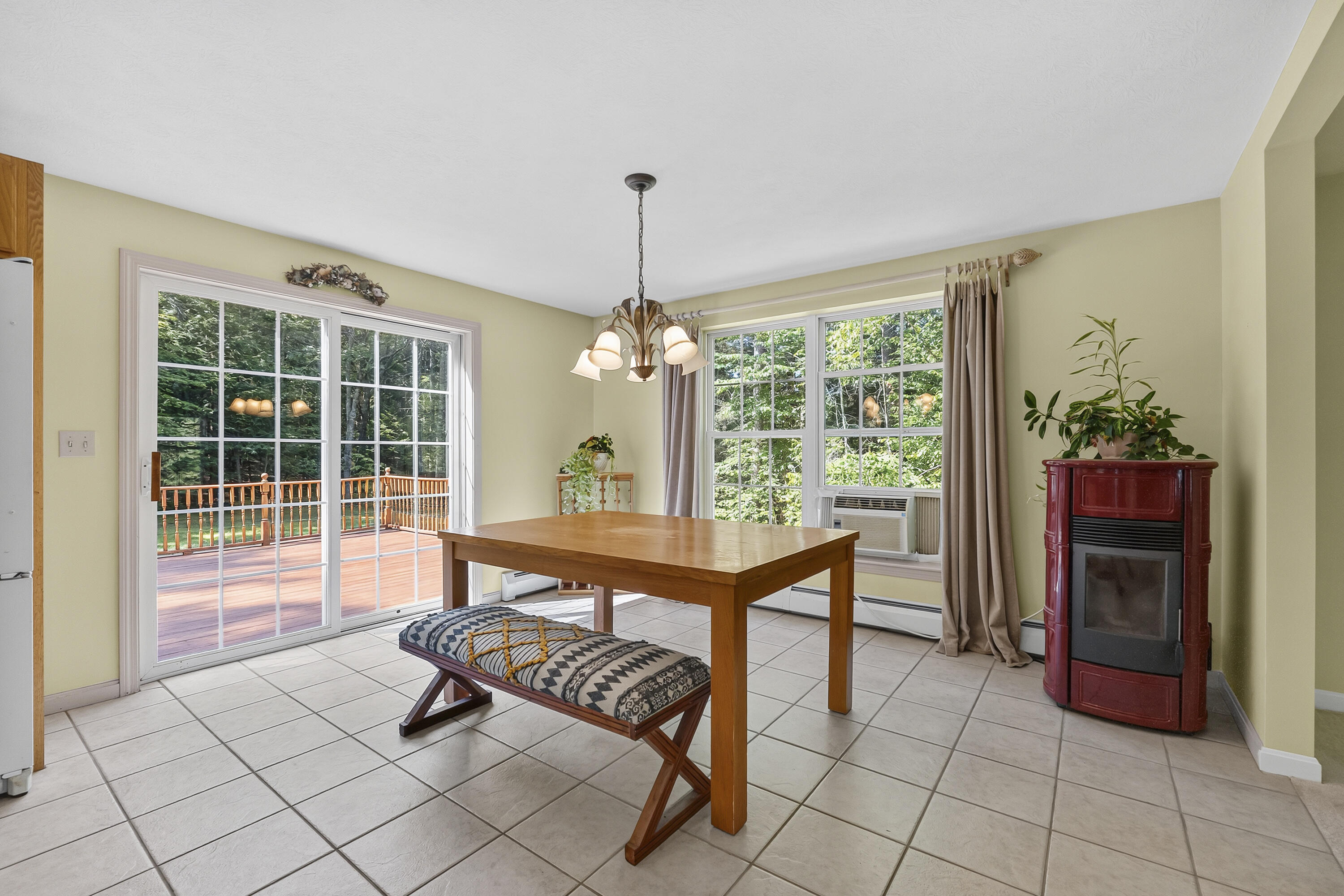 152 Sand Pond Rd, Sanford