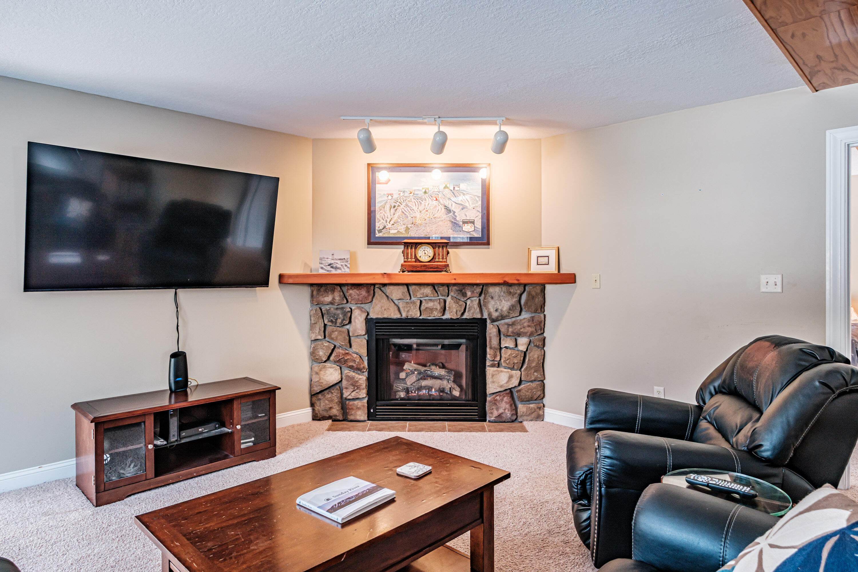 9 Alder Lane UNIT 7, Newry, ME, 04261