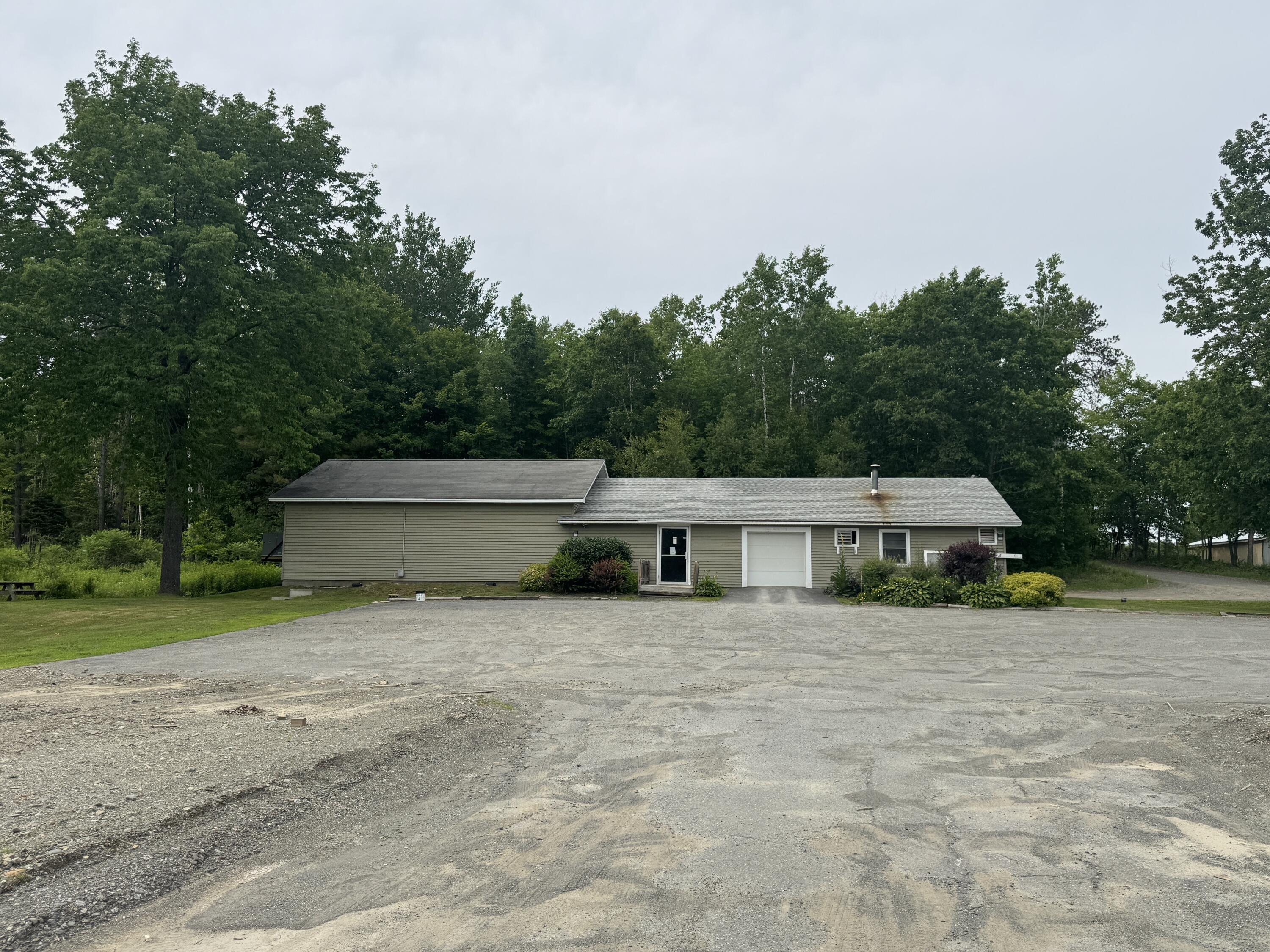 1225 W Main Street, Dover-foxcroft, ME, 04426