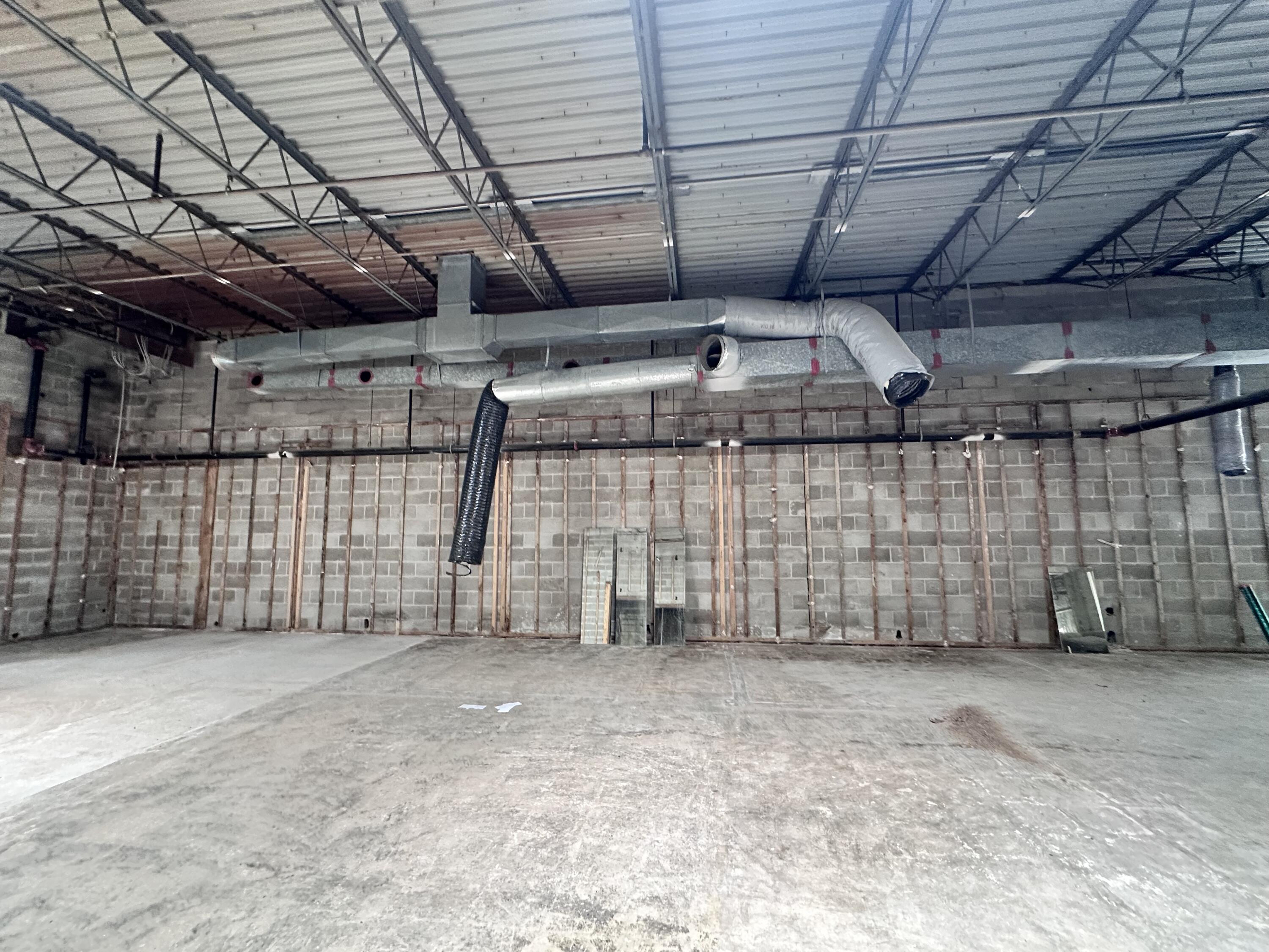 637 Minot Avenue, Auburn, ME, 04210