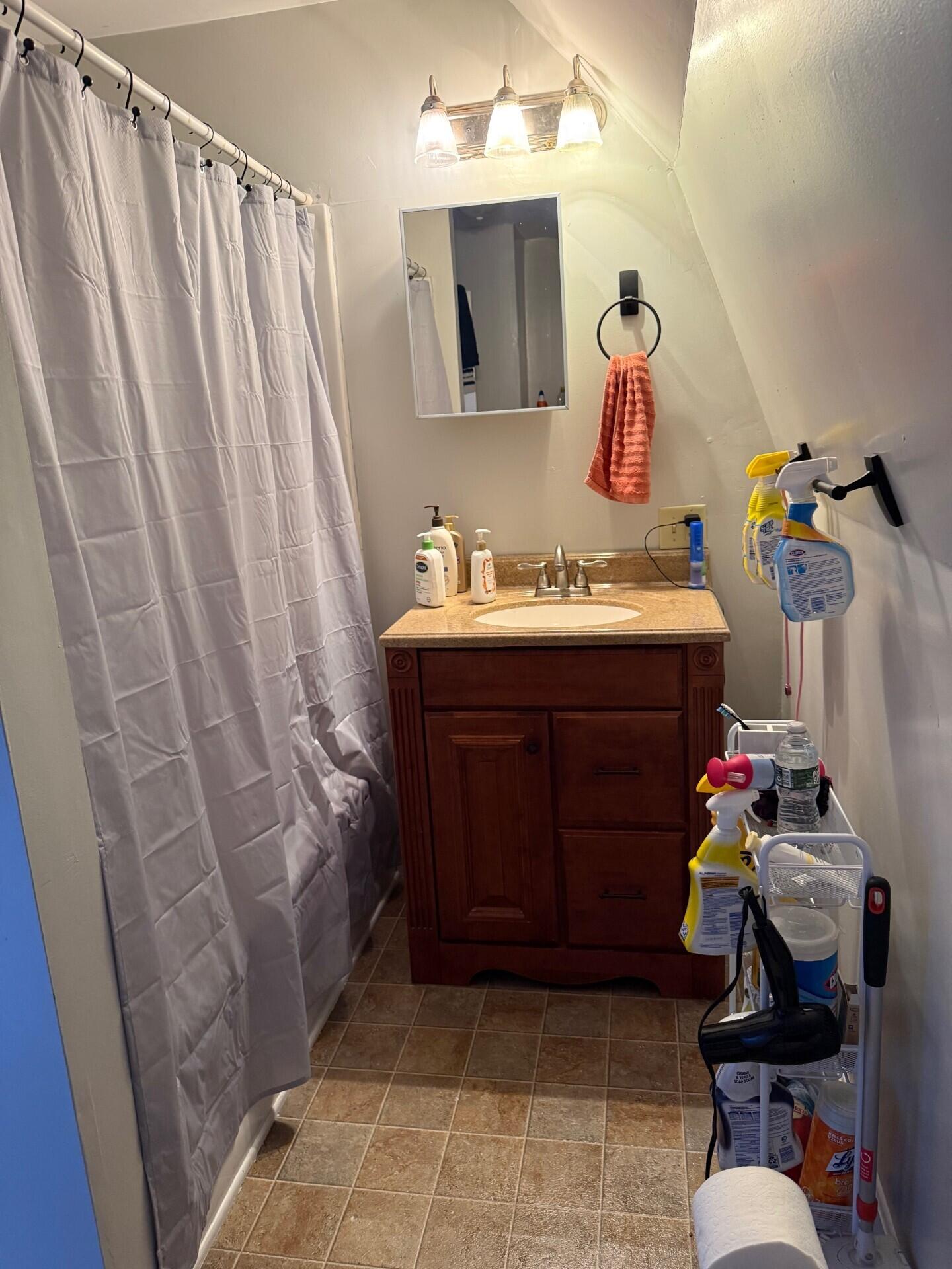 145 Main Street, Thomaston, ME, 04861