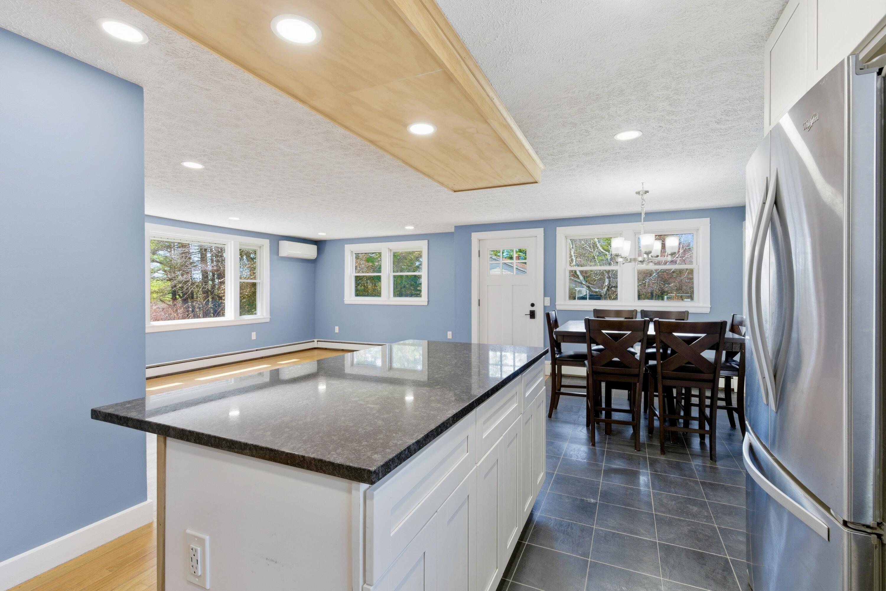 7 Sunset View Street, Gray, ME, 04039