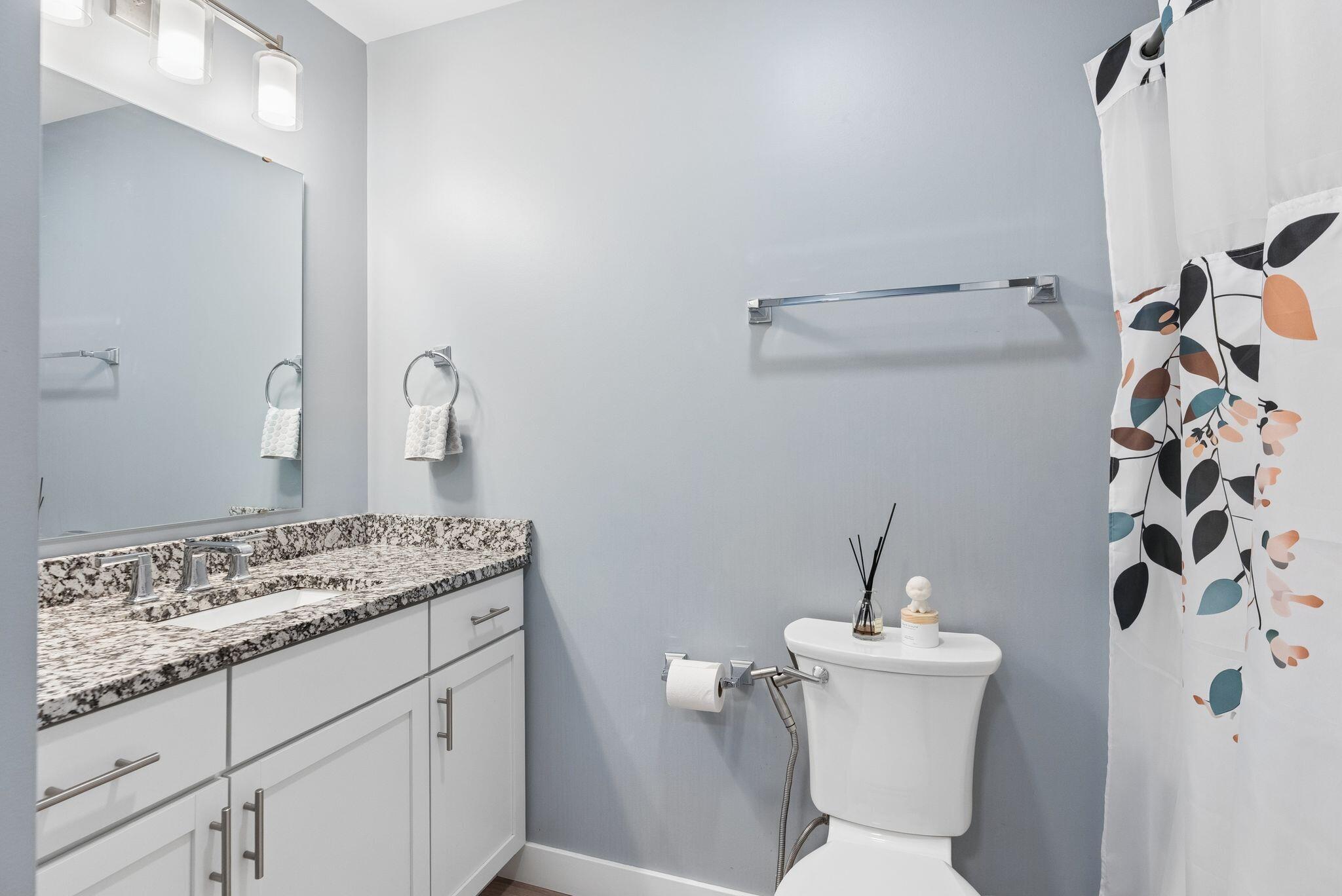 137 Scarborough Downs Road, #220, Scarborough, ME 04074 Full Bath