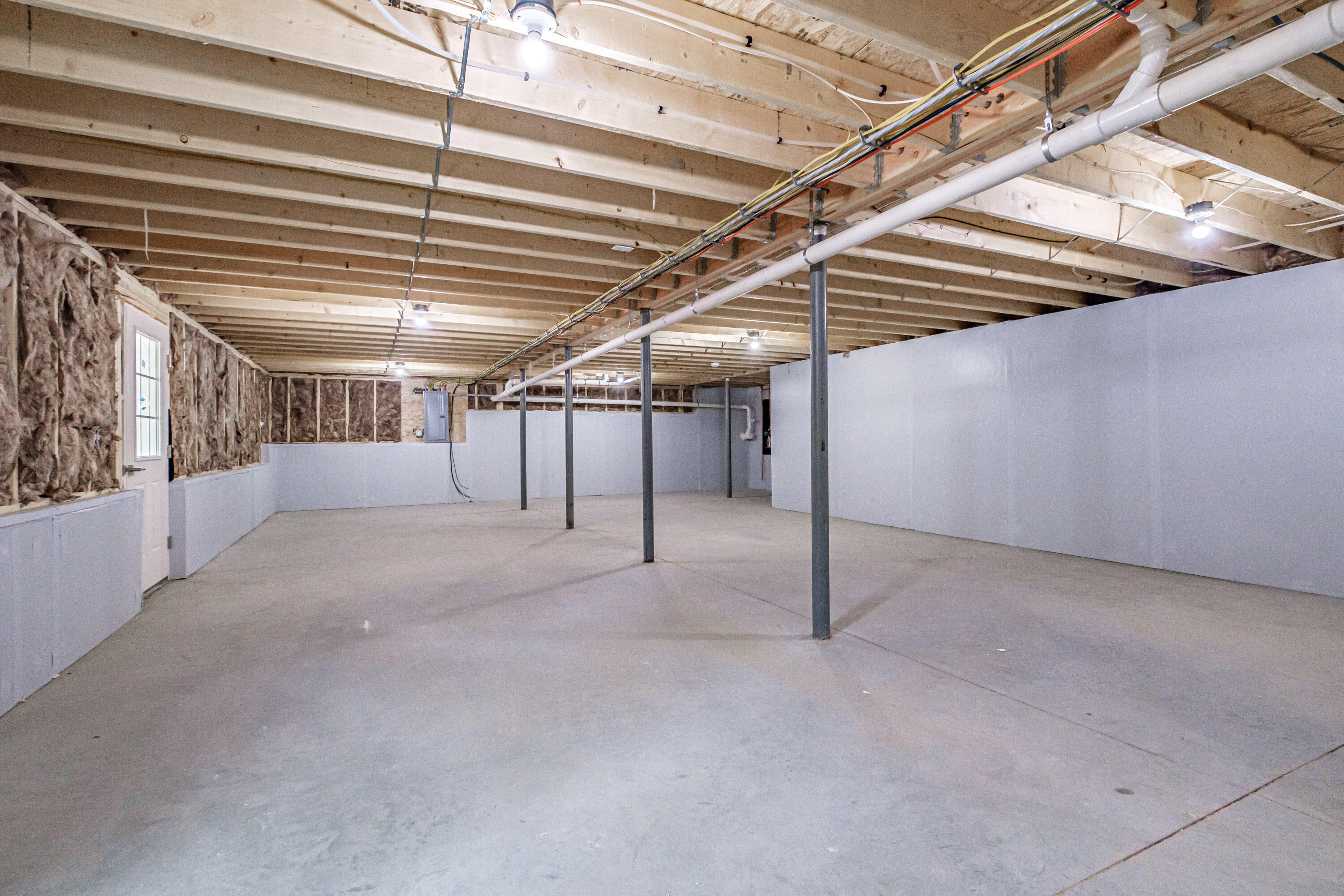 4 Lochview Drive, Lewiston, ME, 04240