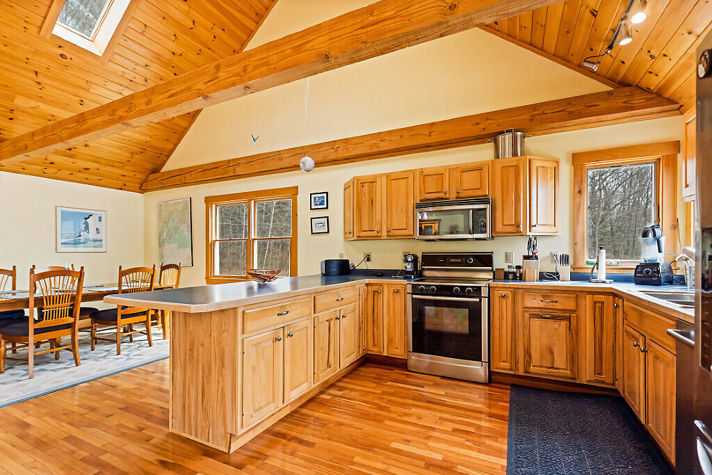 72 Jones Road, Vassalboro, ME, 04989