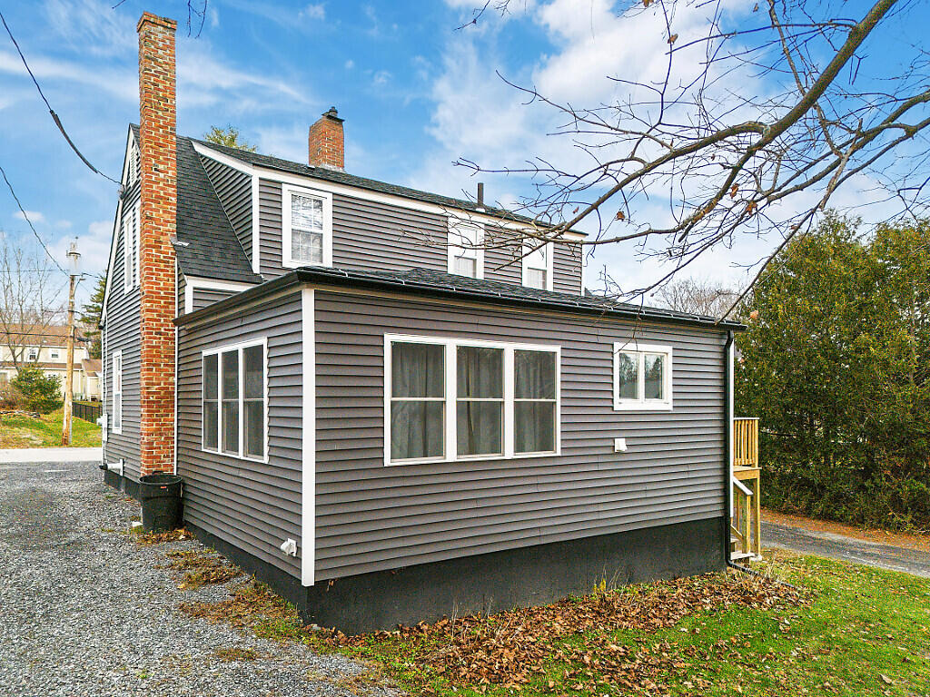 18 Manley Street, Augusta, ME, 04330