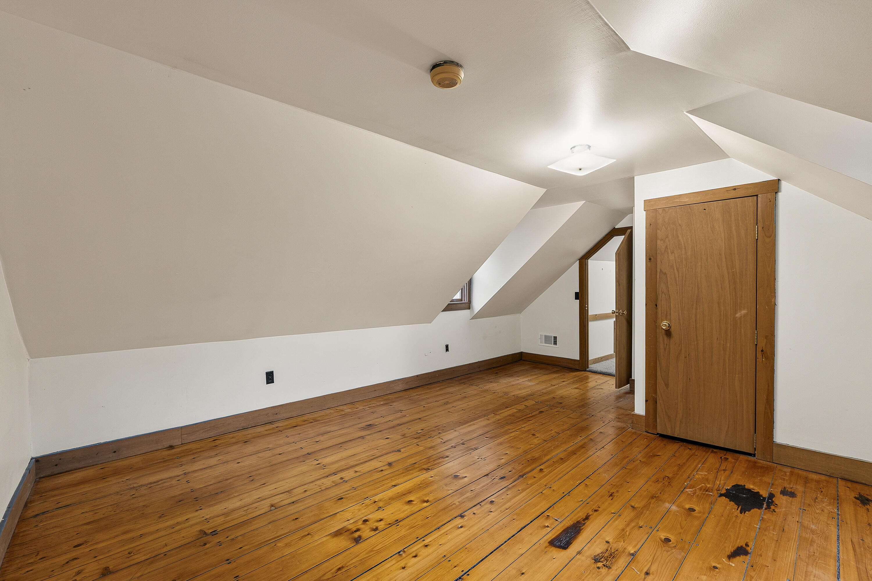 3 Leighton Rd_141