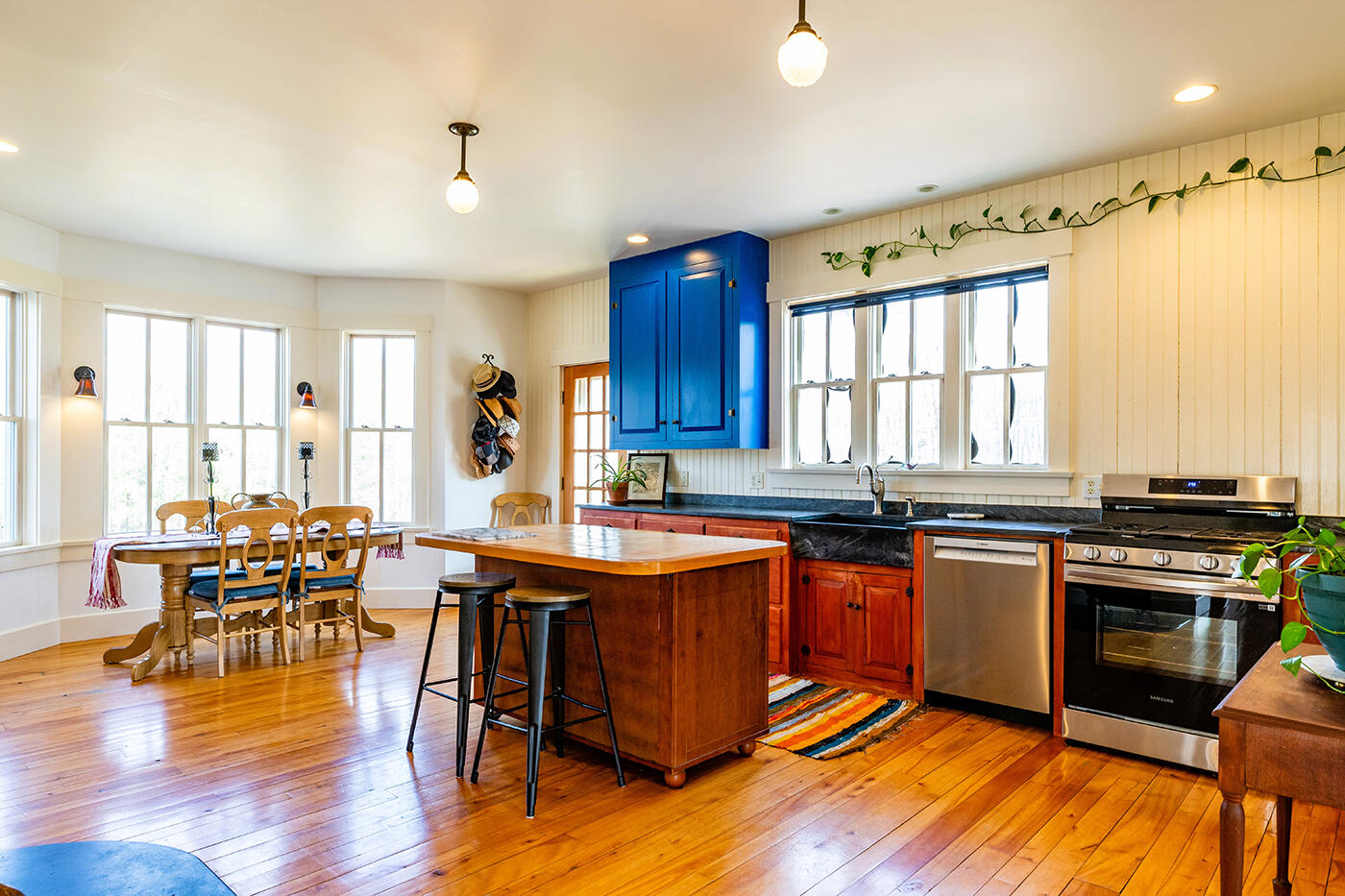 55 Bluebird Road, Warren, ME, 04864