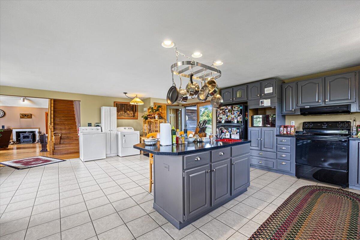 545 Foss Road, Limerick, ME, 04048