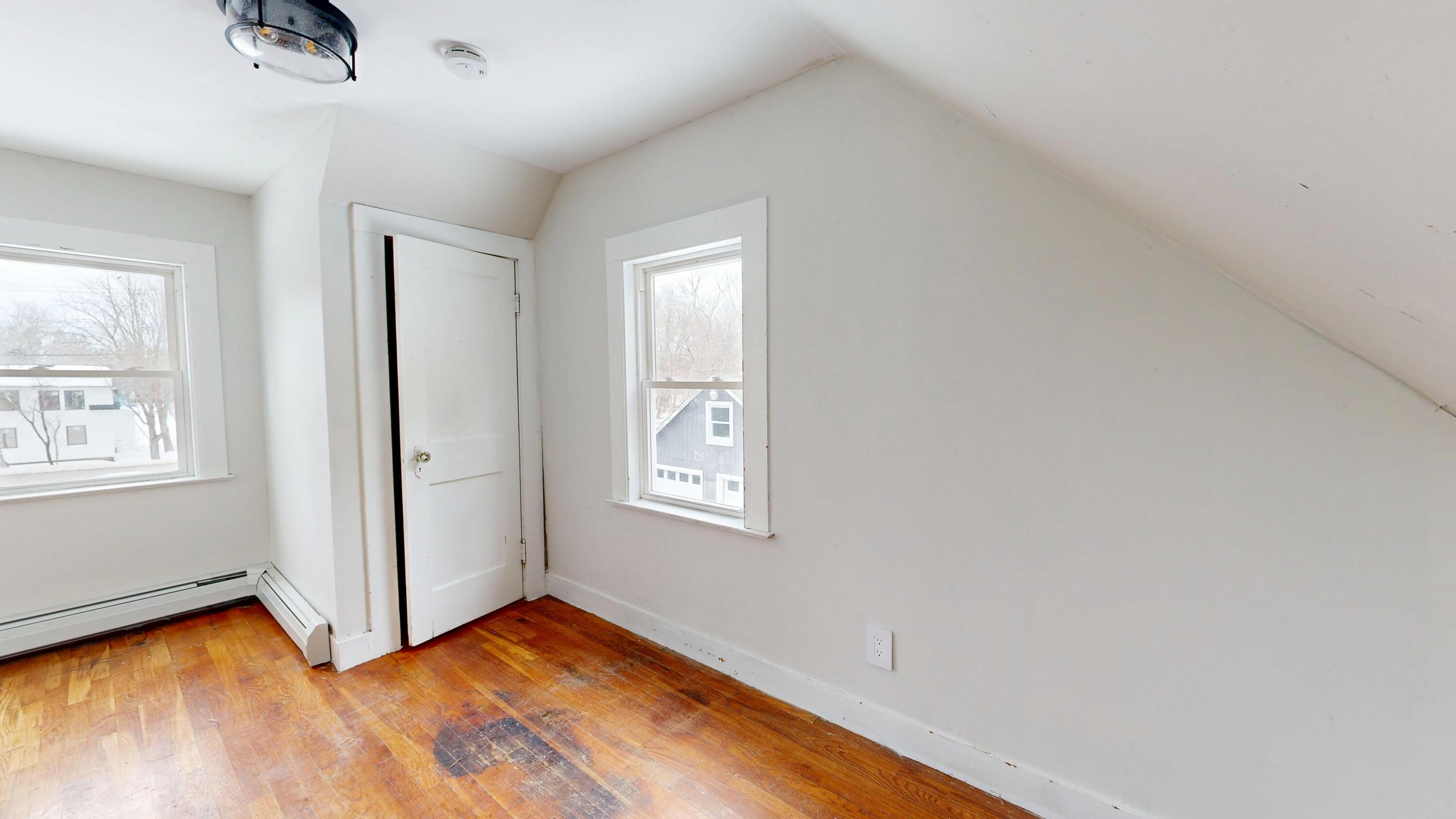 121-123 Oak Hill Road, Auburn, ME, 04210