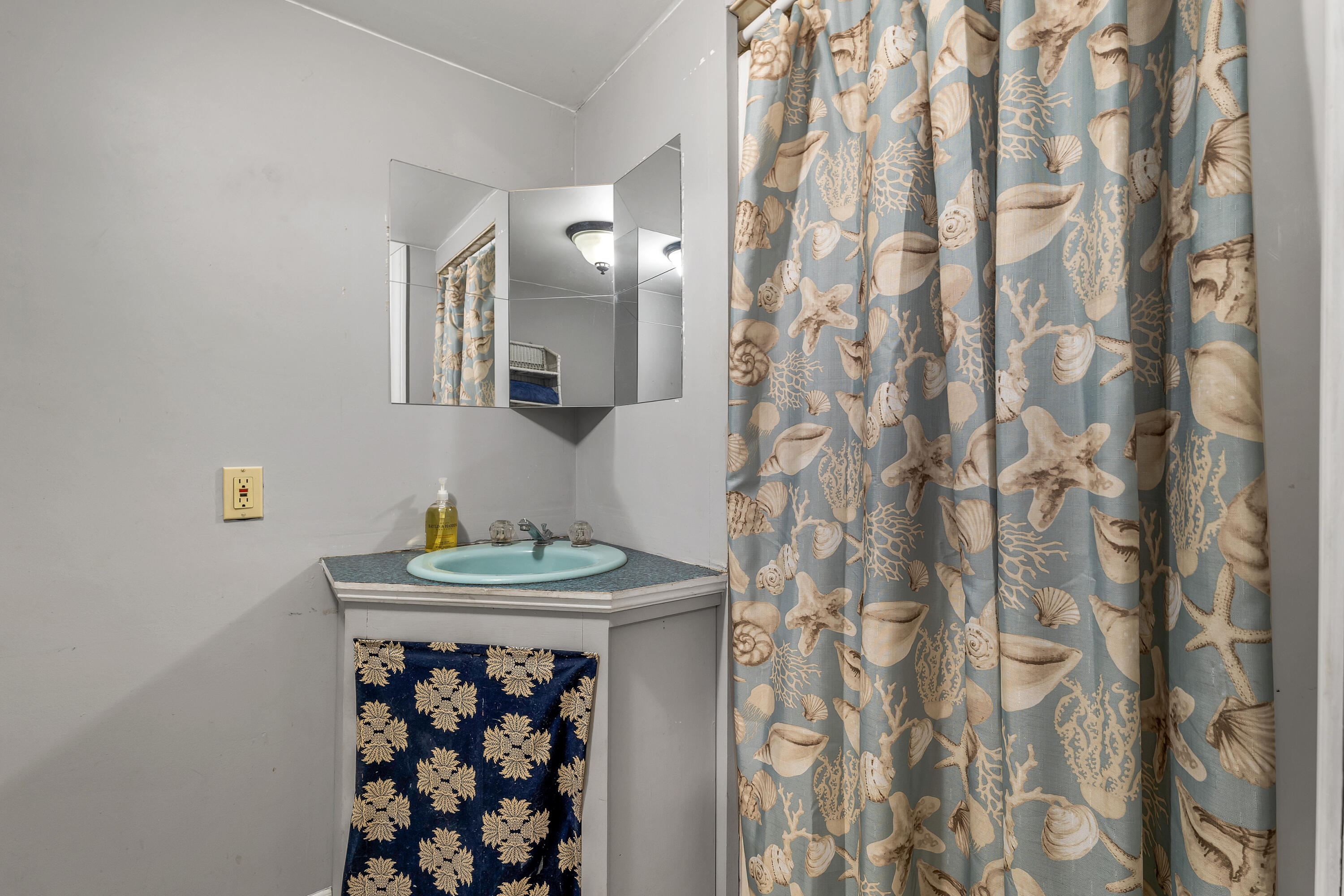 15 Lois Lane, Sweden, ME, 04040