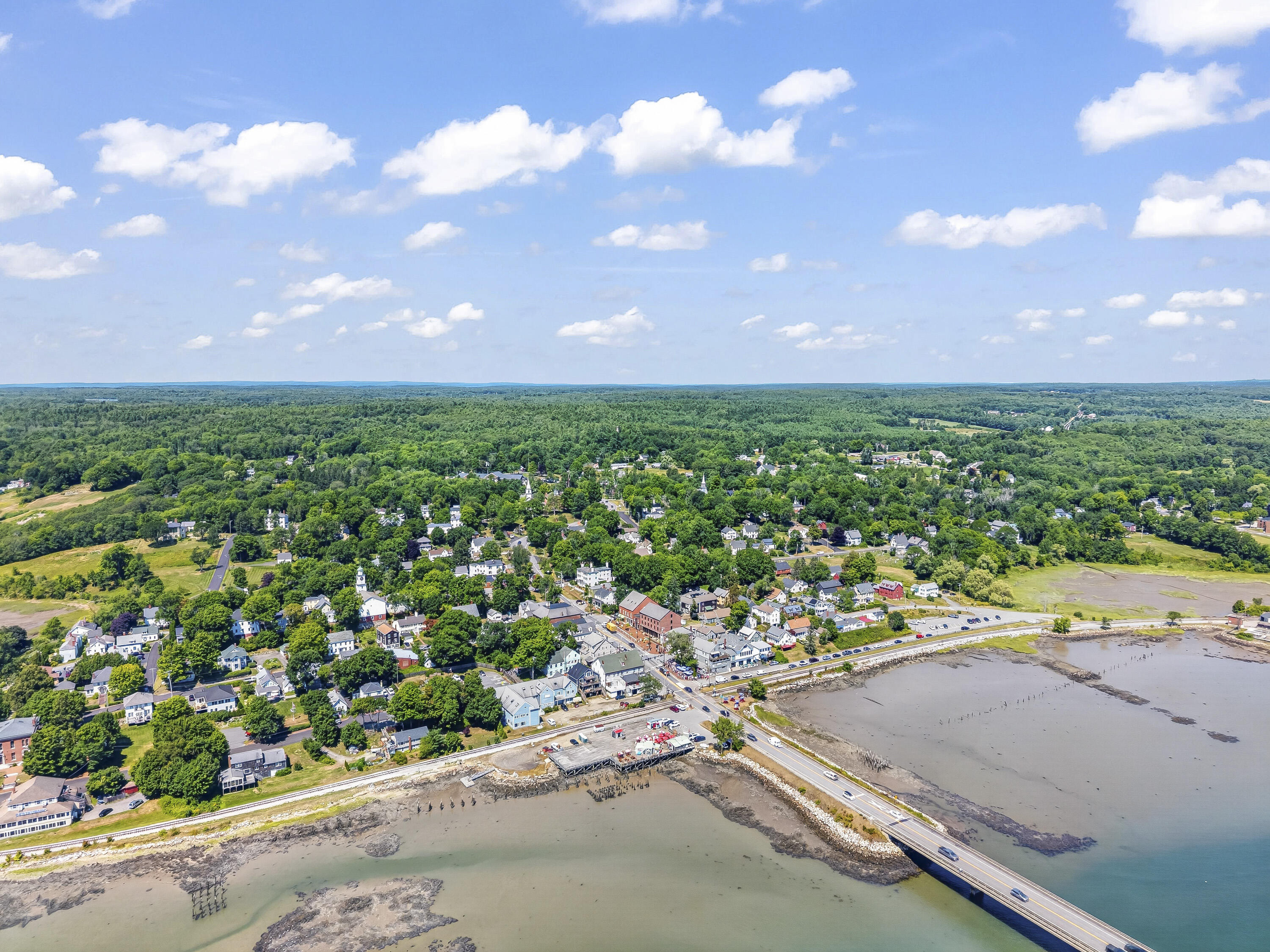 62 Pleasant Street, Wiscasset, ME 04578 62 Pleasant St_184