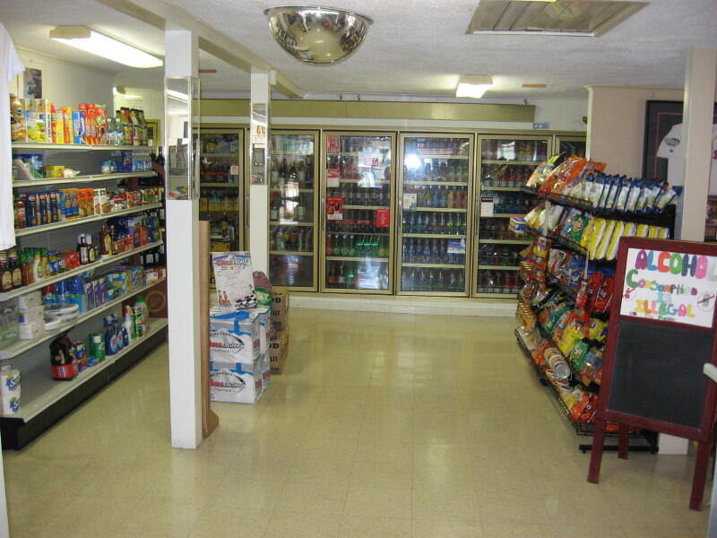 10 Shore Road, York, ME, 03909