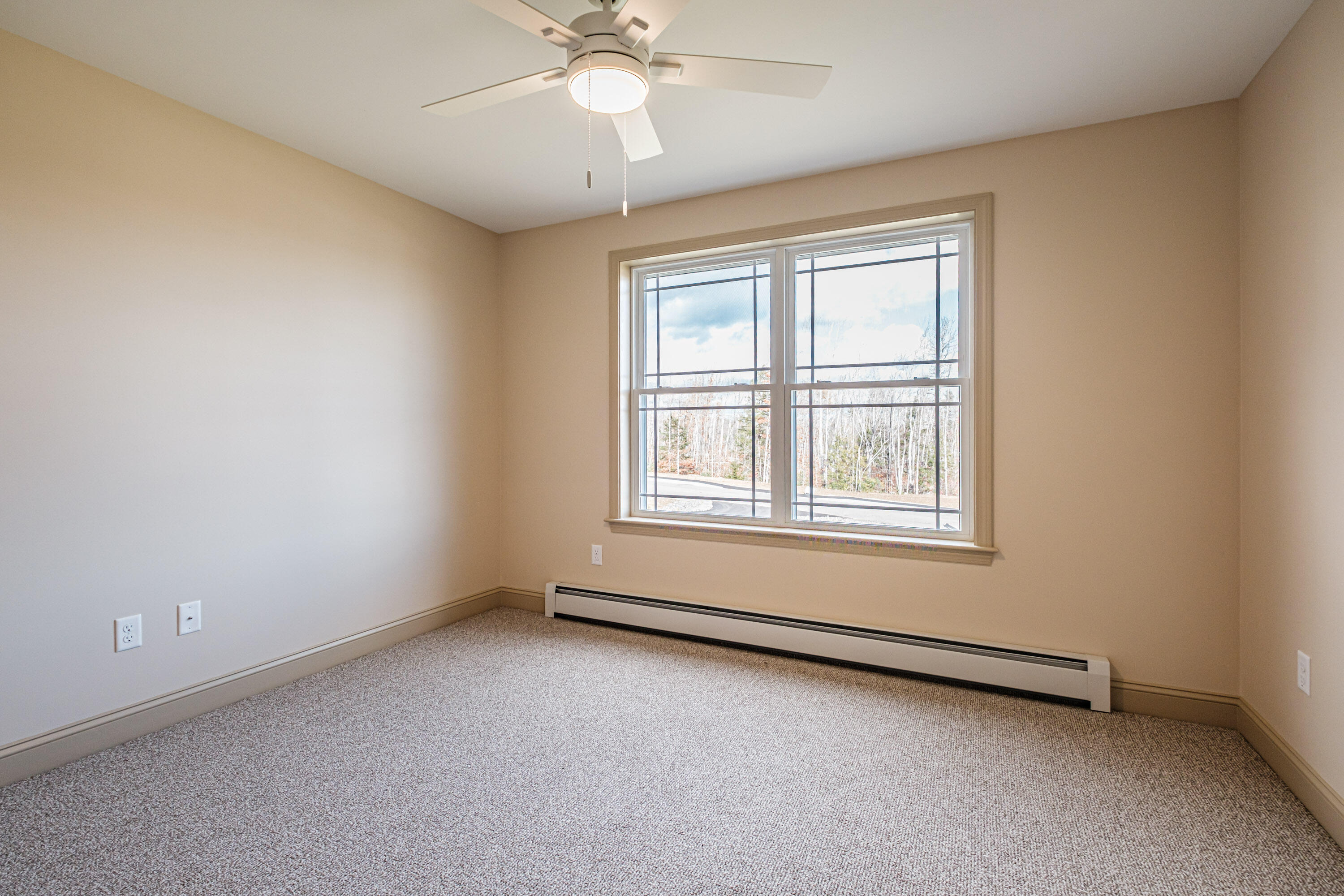 33 Woodbrey Lane, Standish, ME, 04084