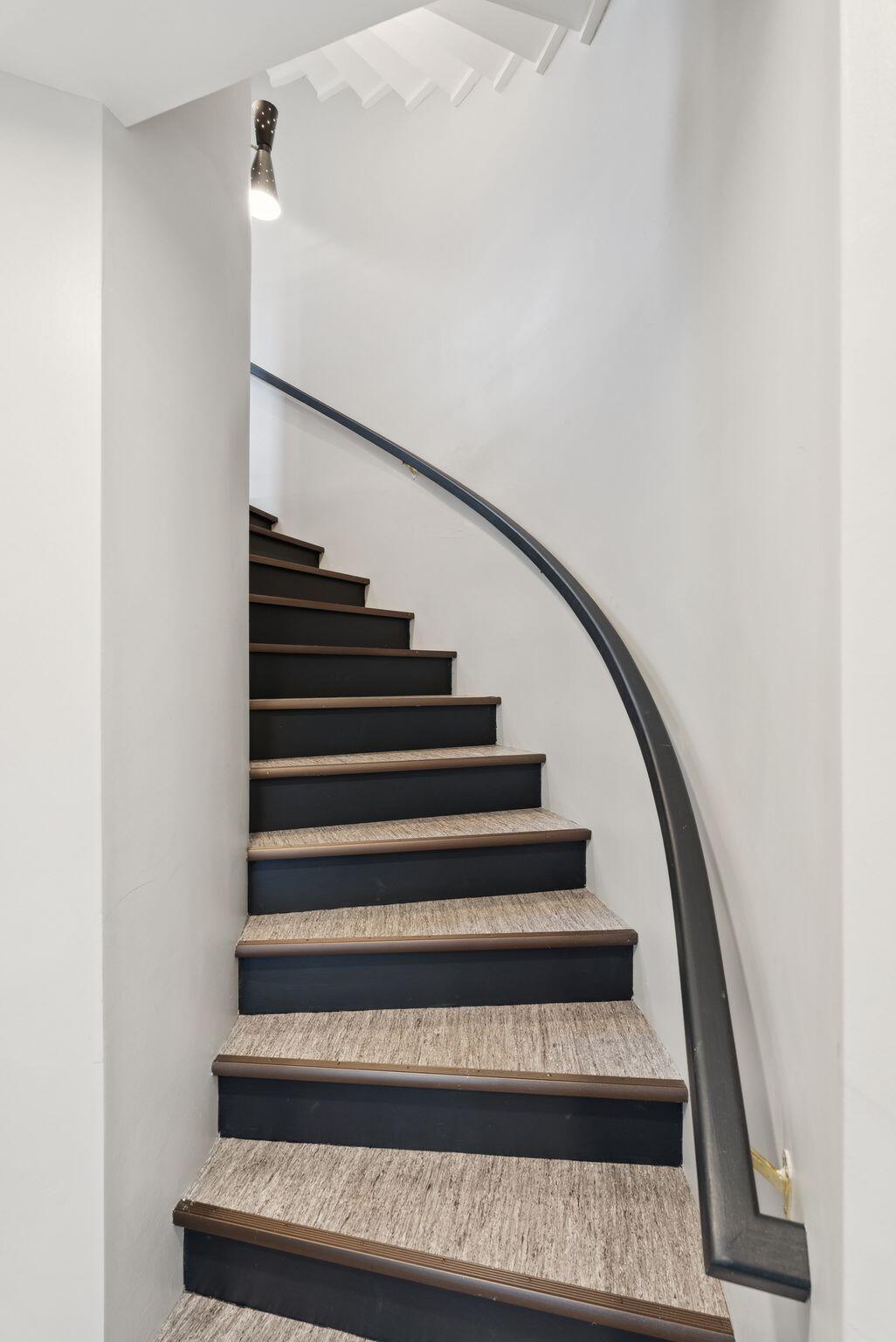 440 Blackstrap Road, Falmouth, ME, 04105