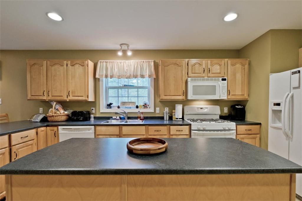 3 Mountain View Road, Newry, ME, 04261