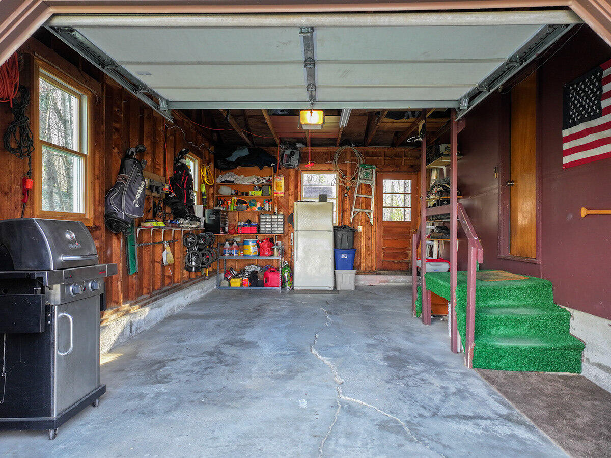 32 Lawn Avenue, Gorham, ME, 04038