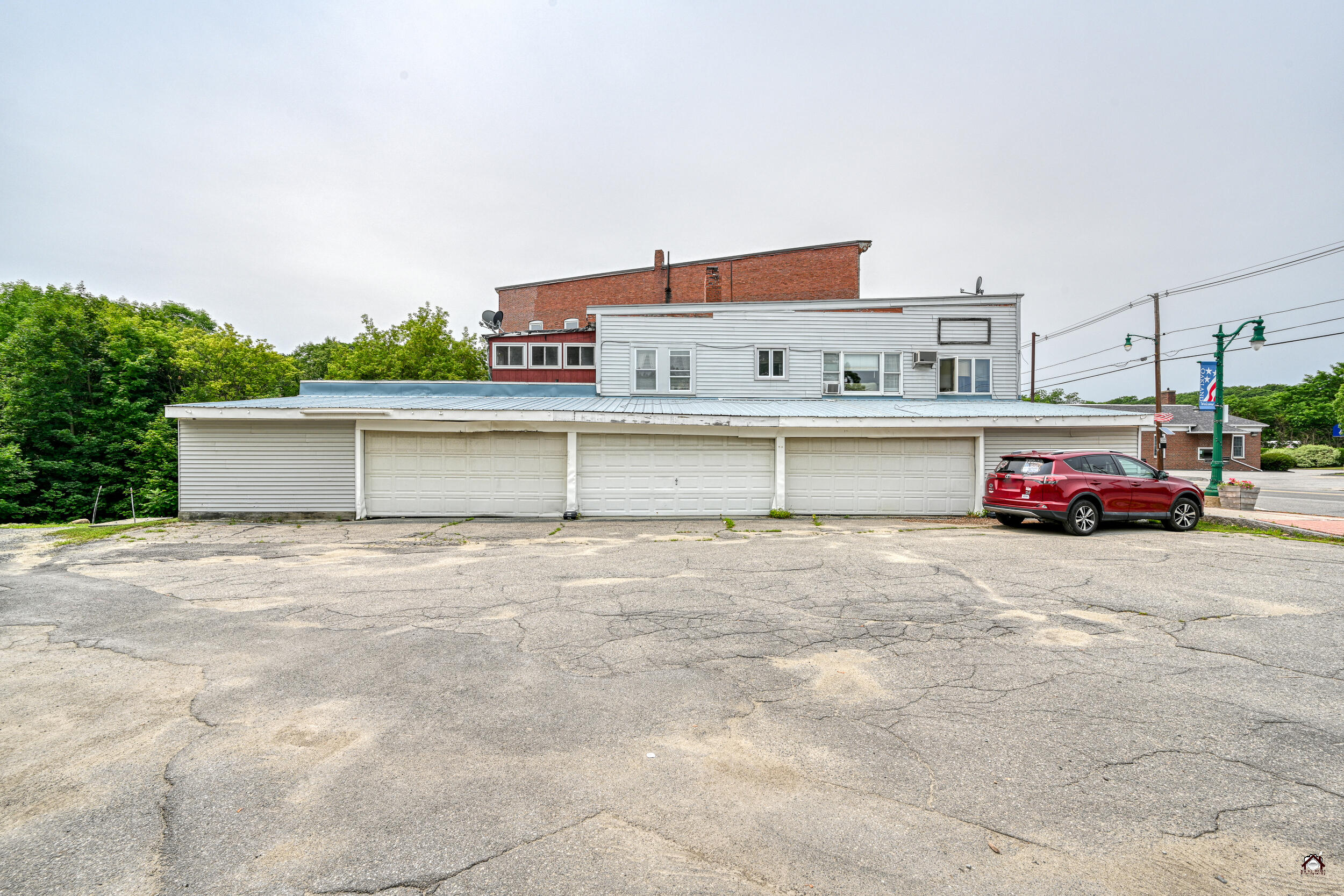 46 Main Street, Oakland, ME 04358 215-lp-108