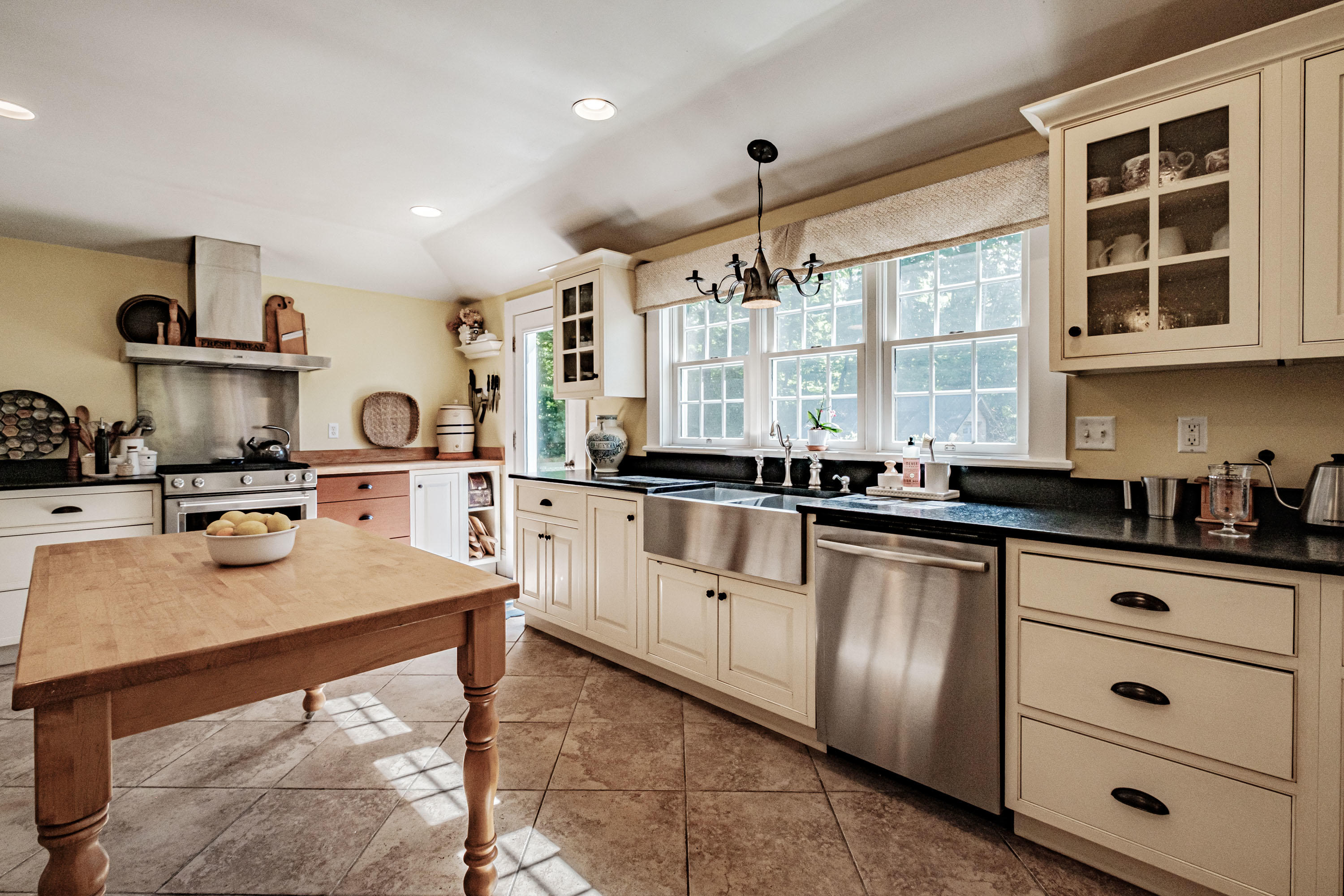 82 Top Hat Road, Hanover, ME, 04237