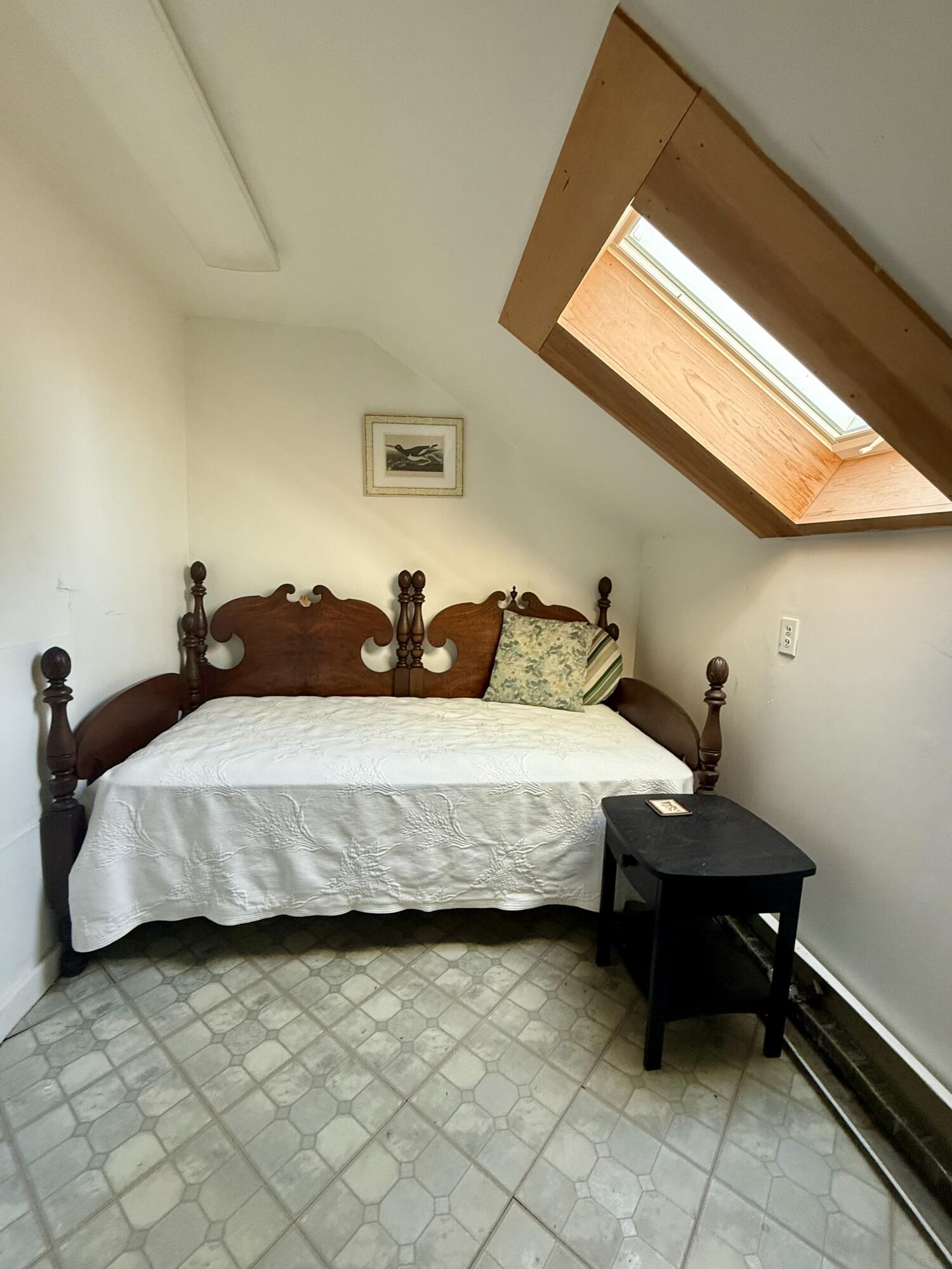 54 W Main Street, Vinalhaven, ME, 04863