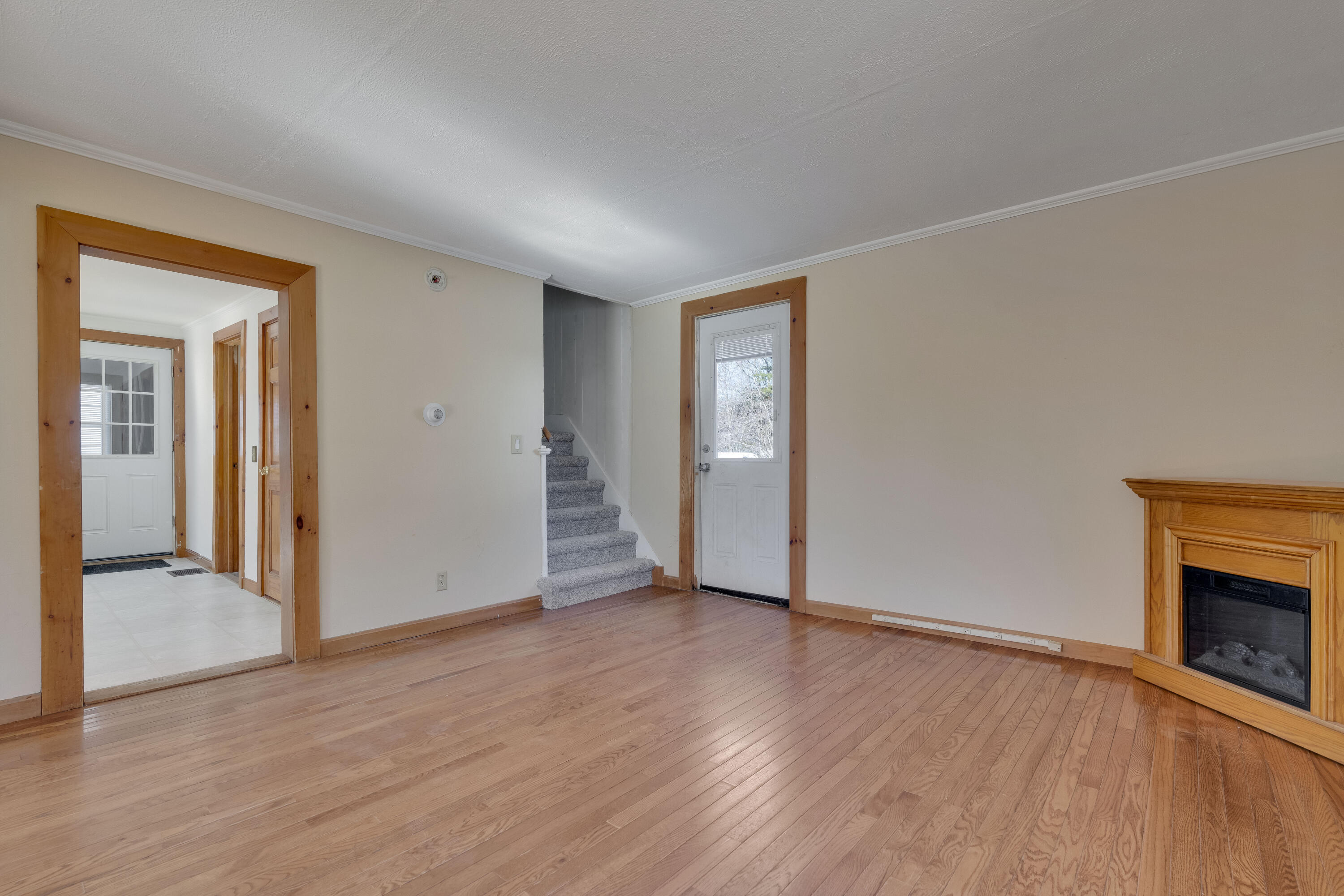 44 Towle Street, Auburn, ME, 04210