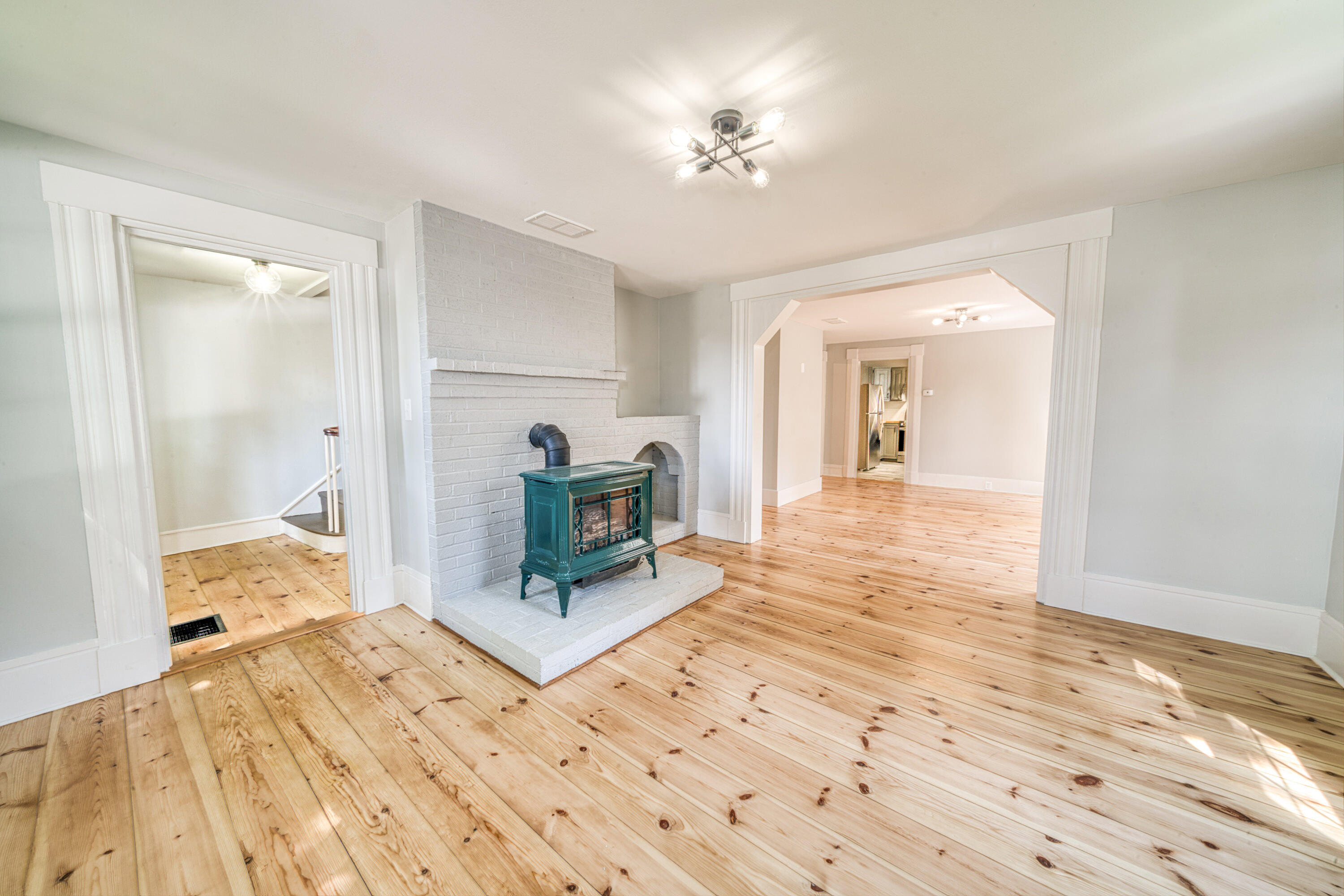 47 Main Road N, Hampden, ME, 04444