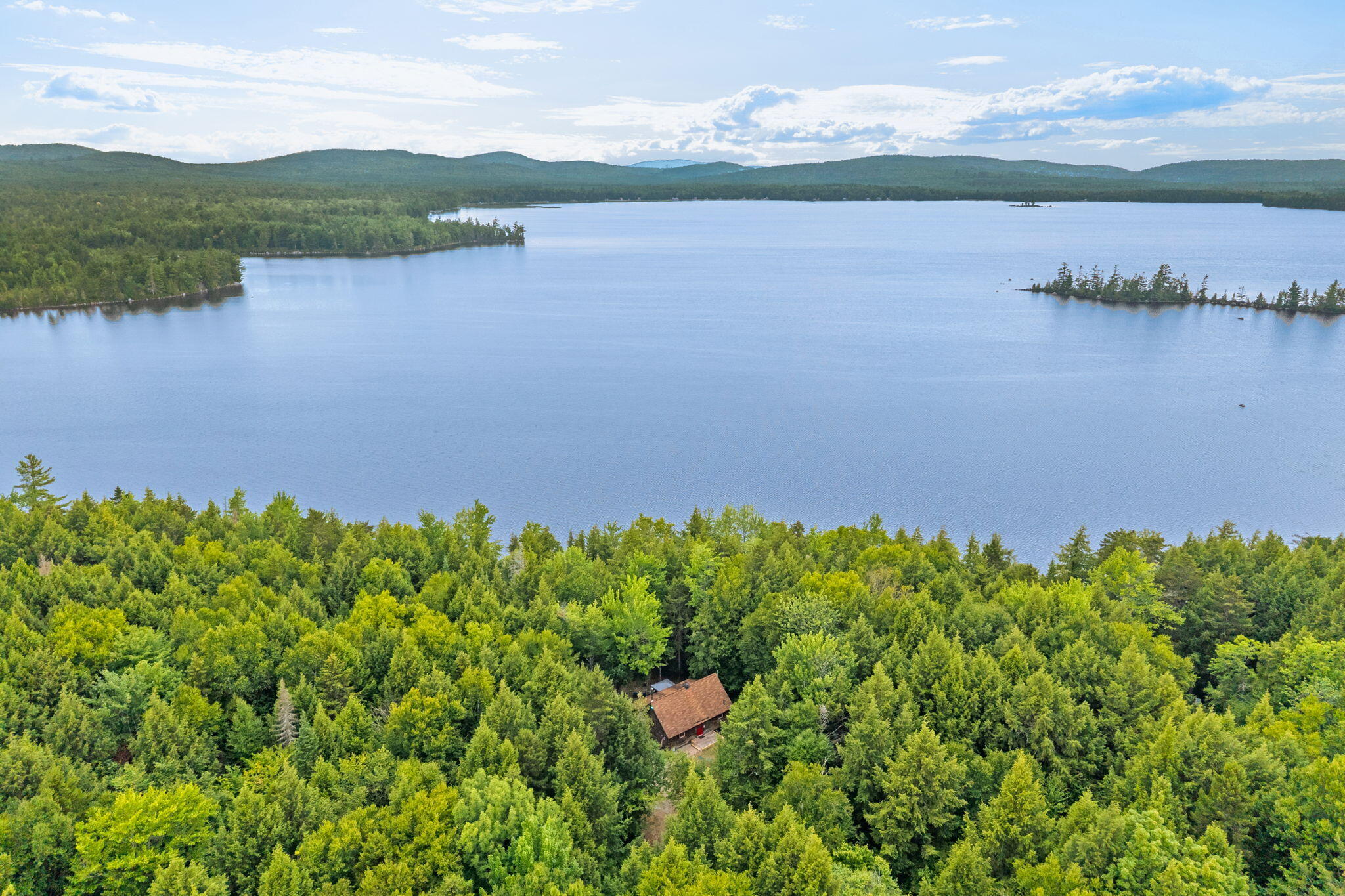 67-web-or-mls-687-e-madasgascal-pond-rd
