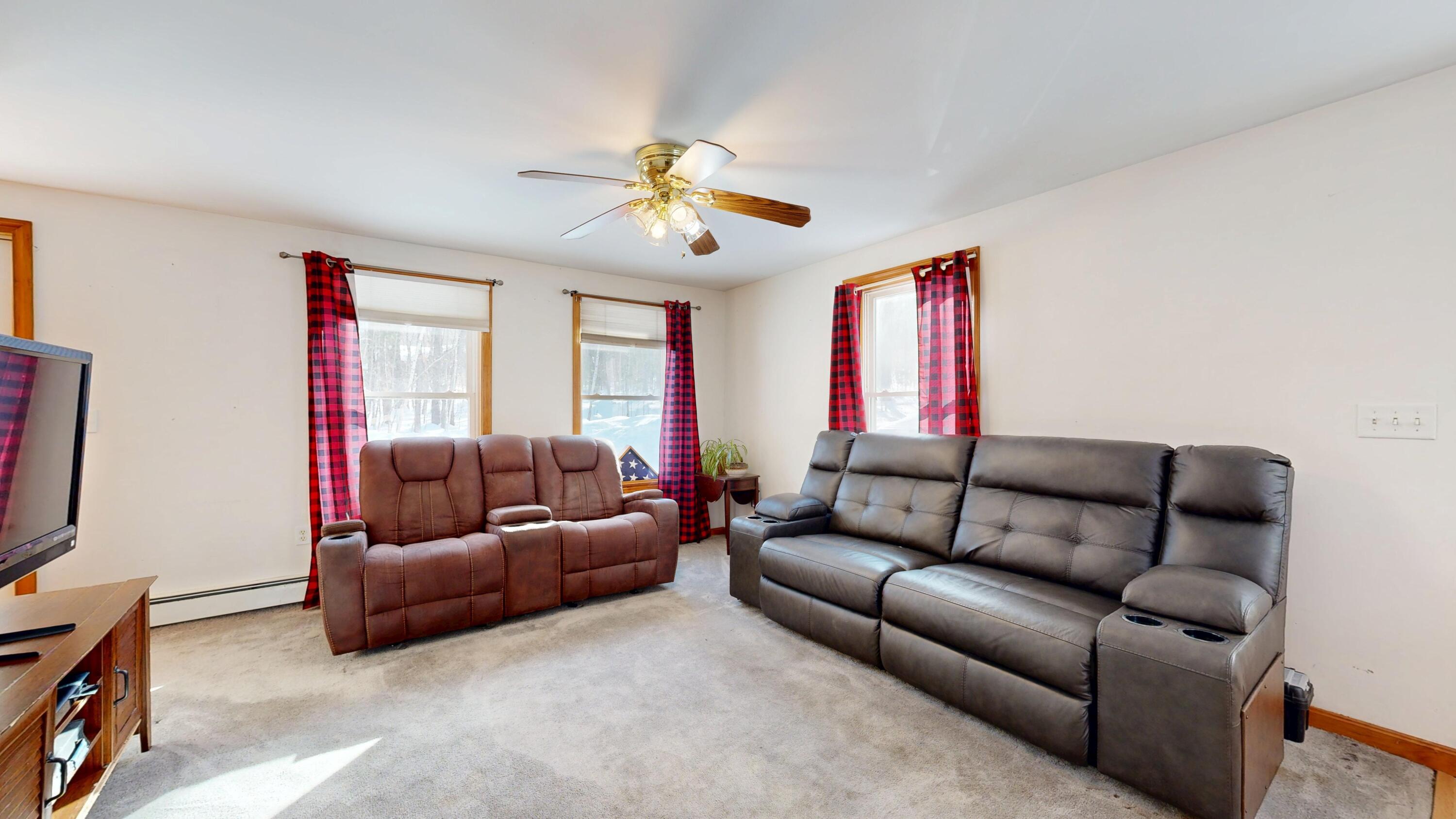 15 D And B, Buckfield, ME, 04220