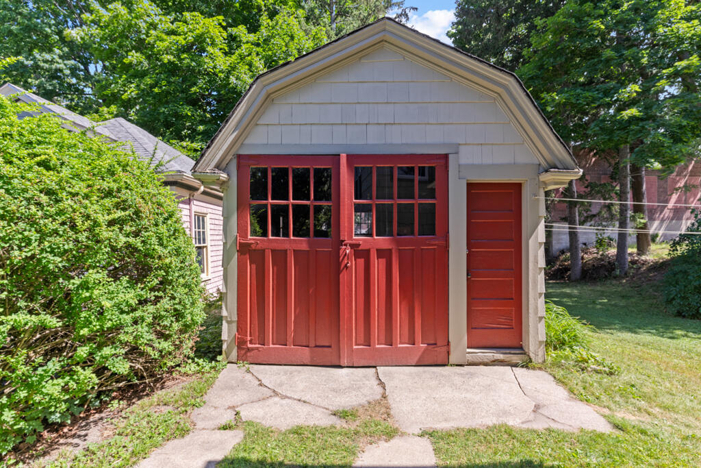 48 Belmont Street, Portland, ME 04101 DSC03032
