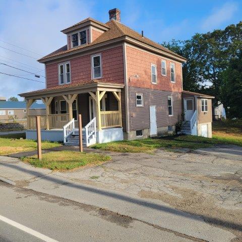 49 W Broadway, Lincoln, ME, 04457