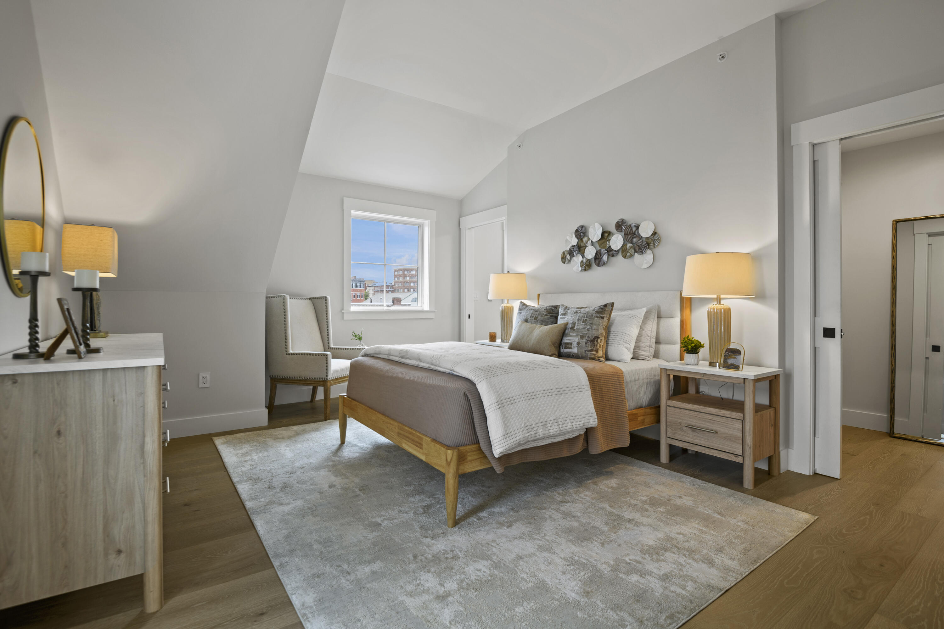 2 India Street UNIT 4, Portland, ME, 04101