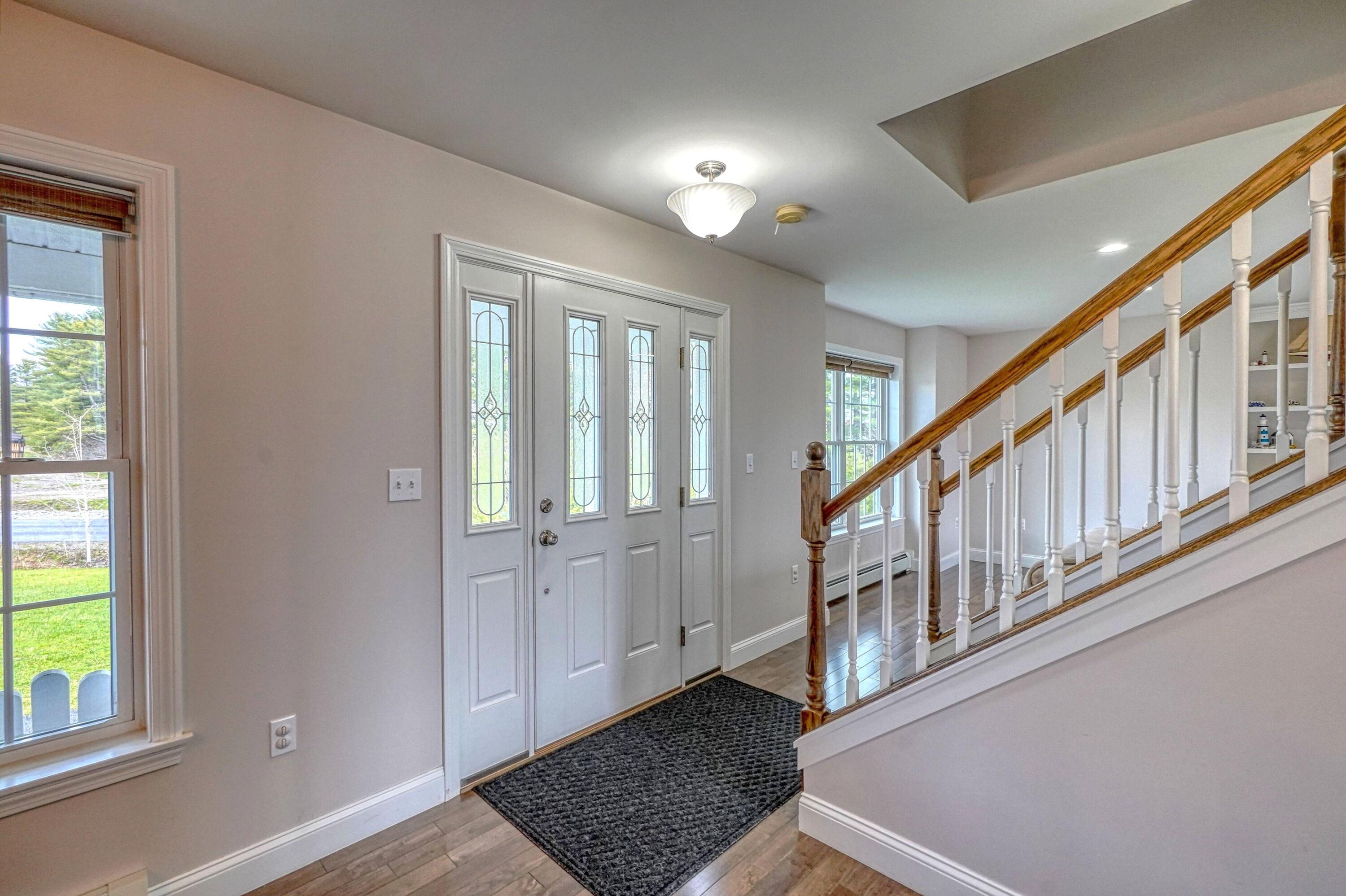 24 Royale Drive, Sidney, ME, 04330